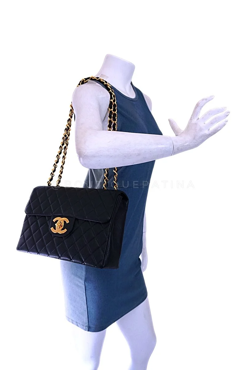 Pristine Chanel 1997 Vintage Black Caviar Jumbo Classic Flap Bag 24k GHW - Image 15