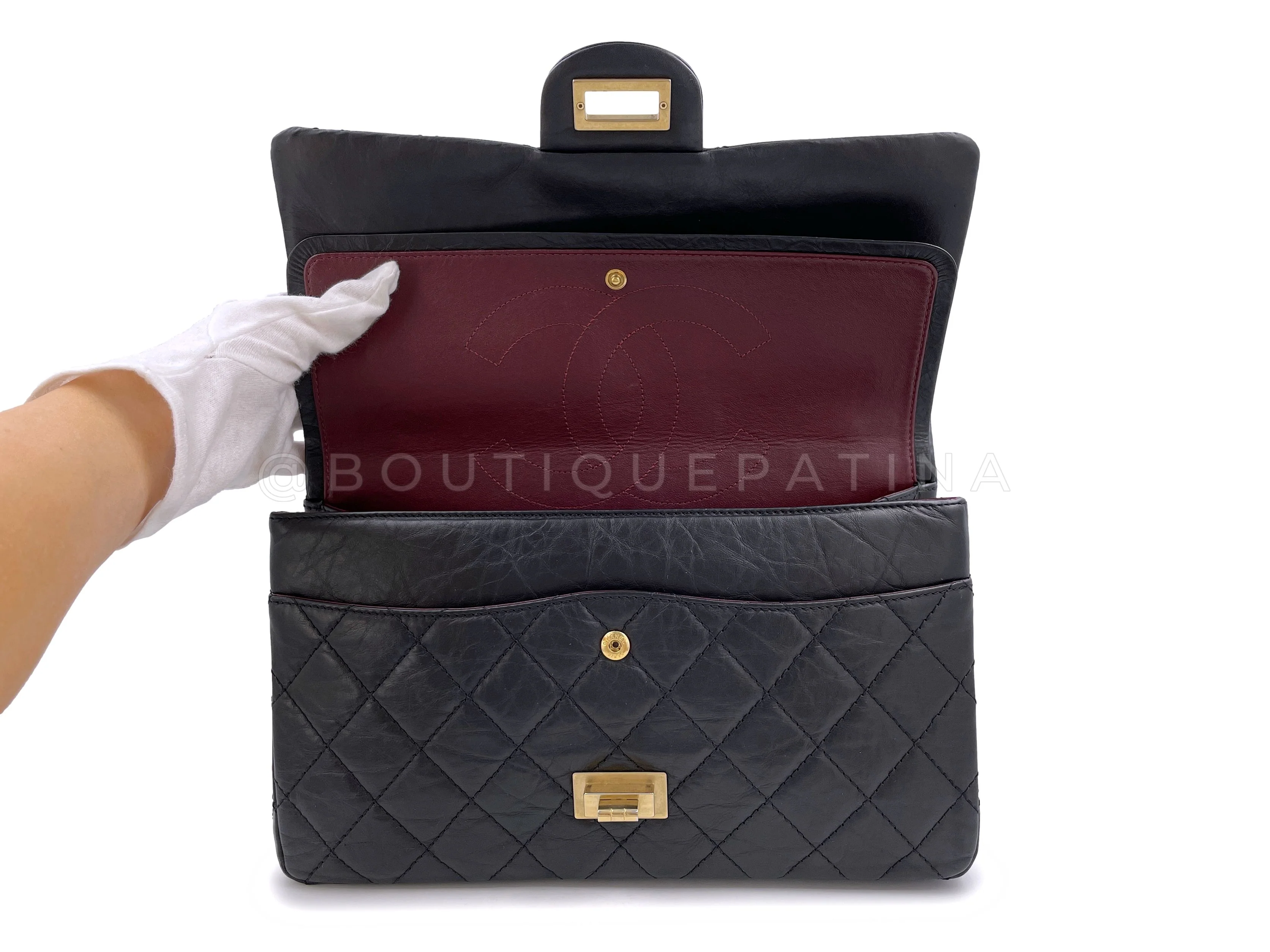 Chanel 2009 Black Aged Calfskin Reissue Large 227 2.55 Flap Bag GHW - Image 9