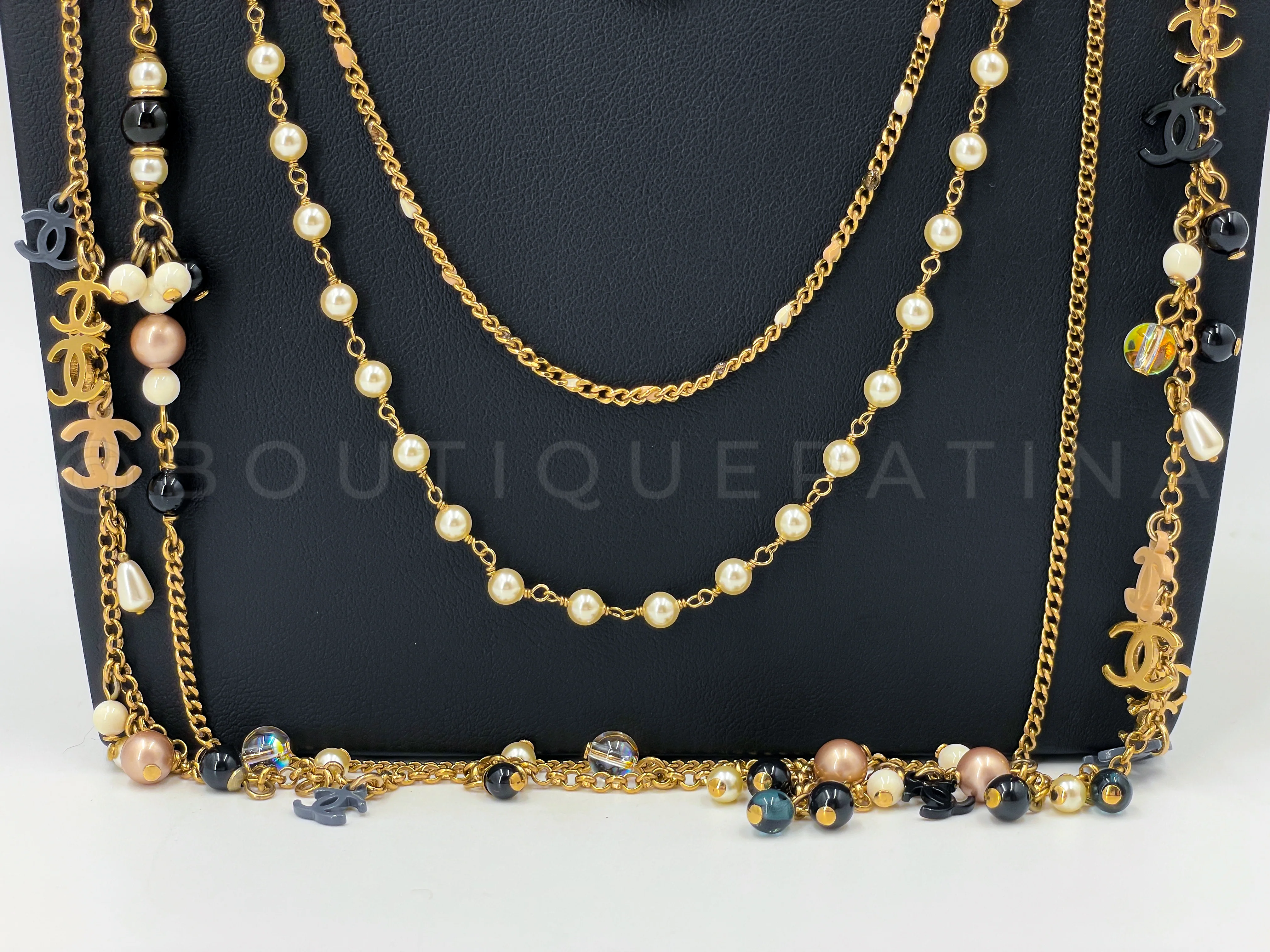 Rare Chanel 19S 12-Strand 30 CC Logo Chanel Beaded Necklace - Image 4