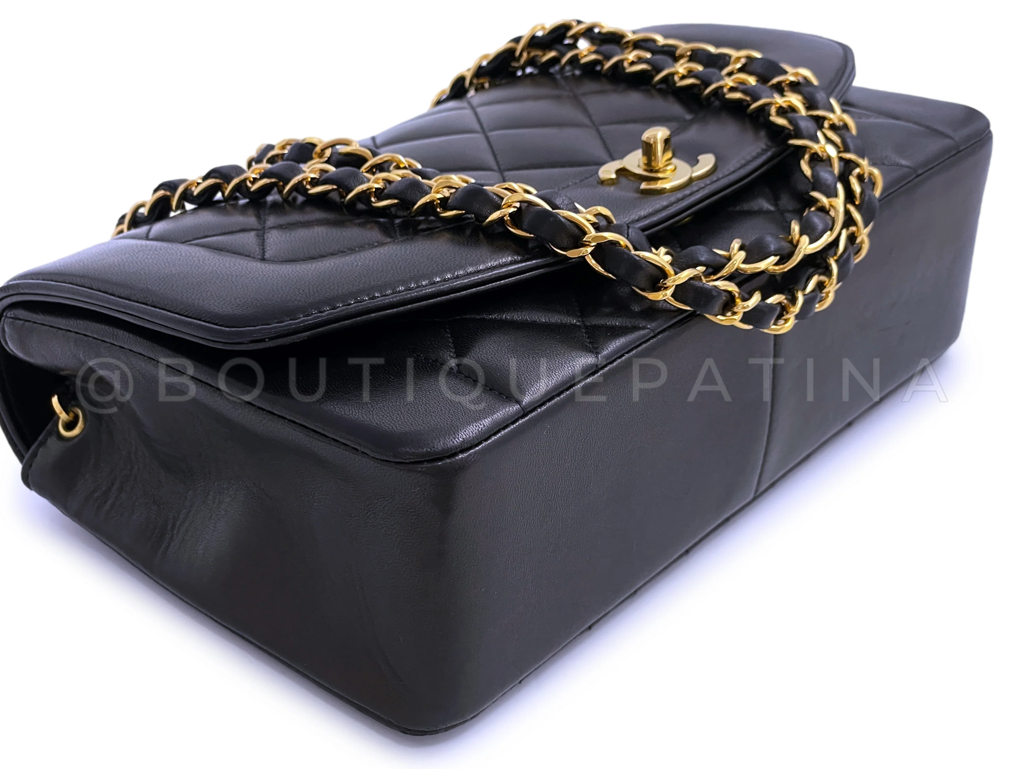 Pristine Chanel Vintage Black Medium Diana Flap Bag 24k GHW Lambskin - Image 7