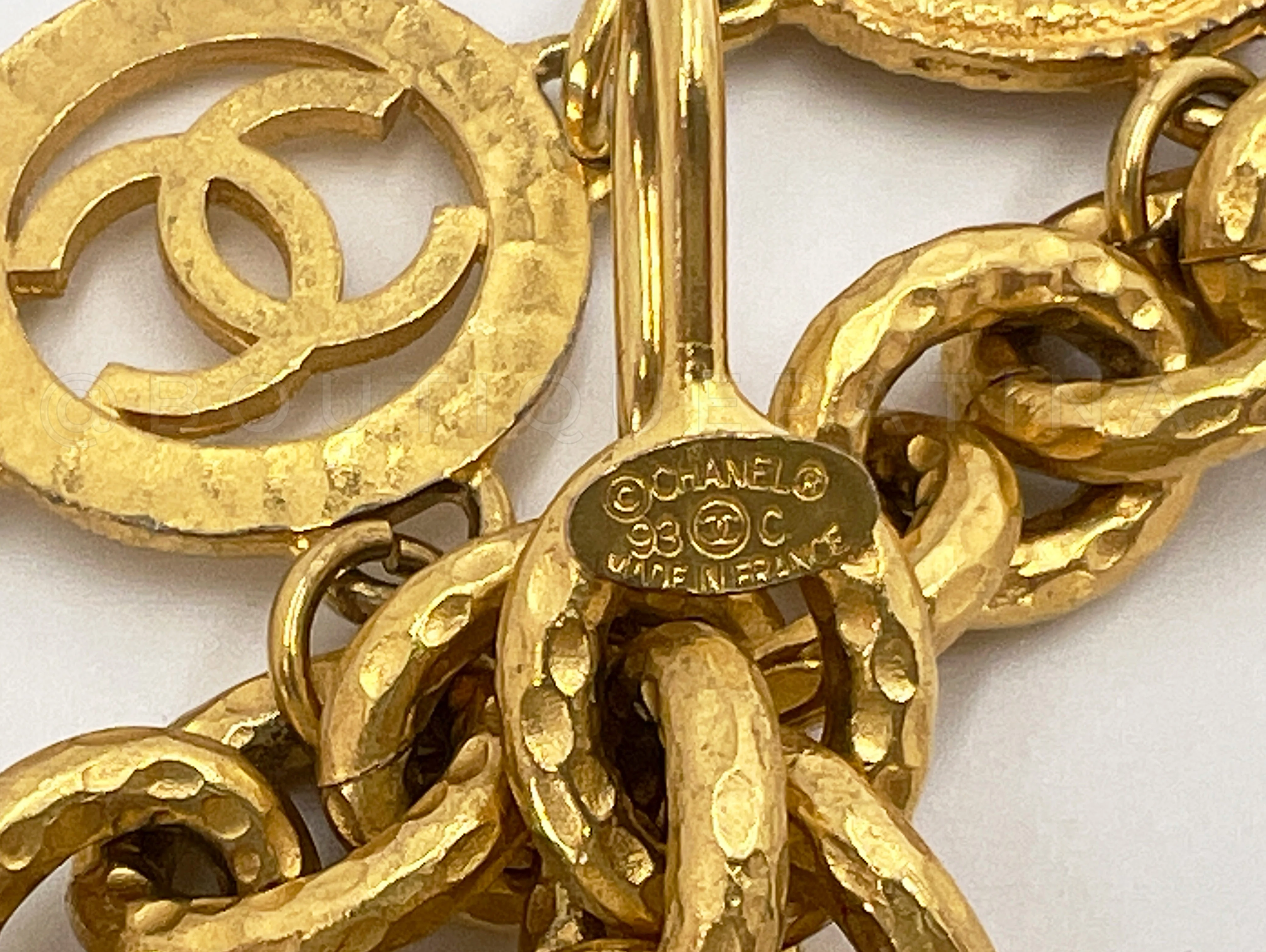 Rare Chanel Vintage 93C Coin and Cutout Three-Strand Belt Necklace - Image 4