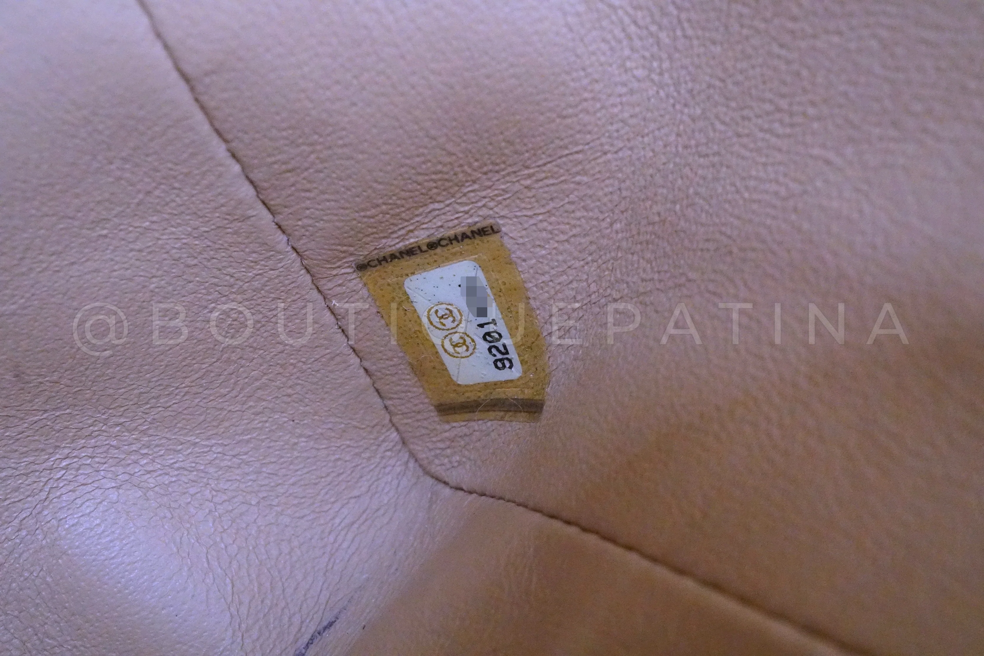 Chanel 2004 Vintage Caramel Beige Caviar Medium Classic Double Flap Bag 24k GHW 85Q - Image 12