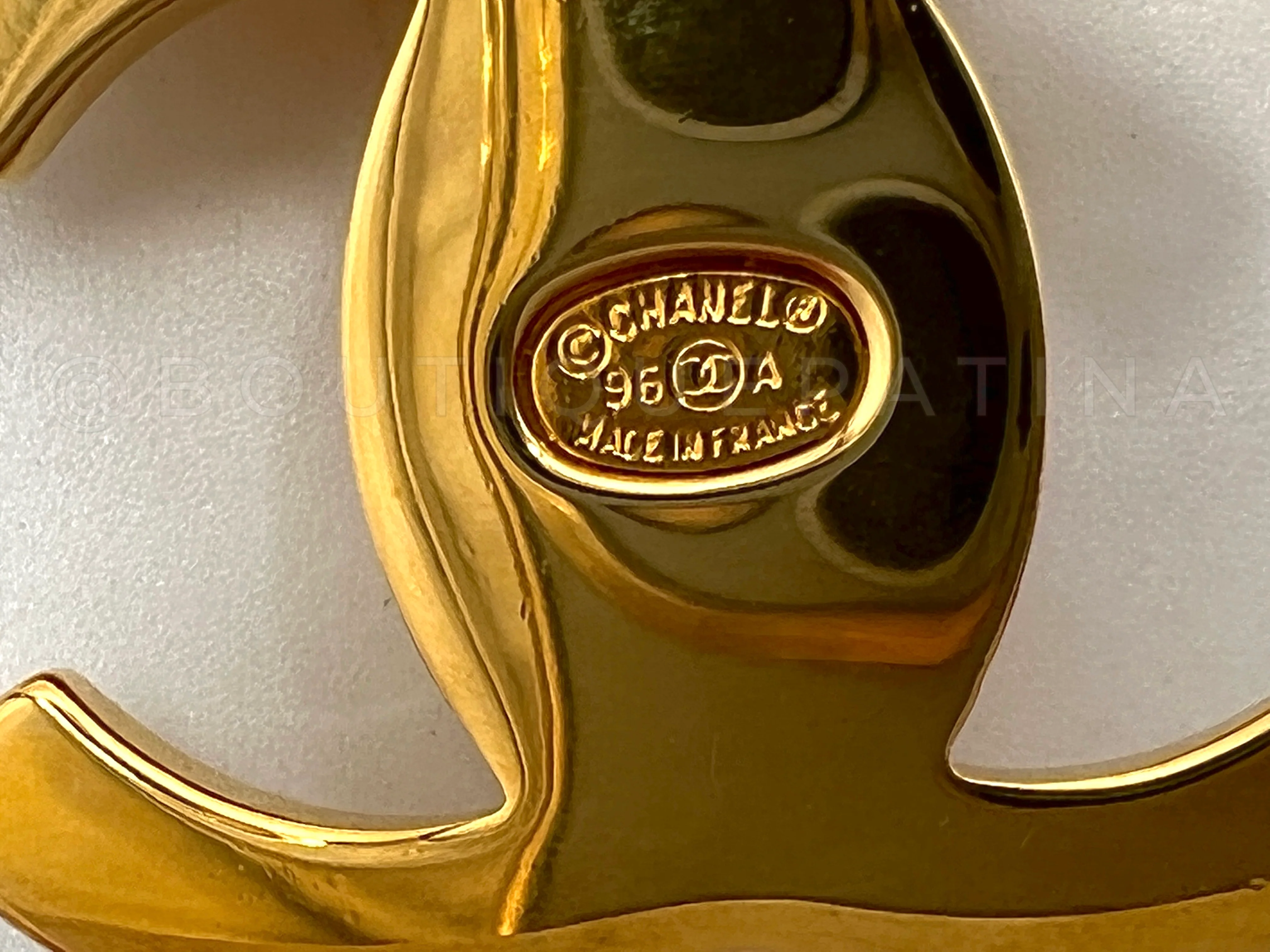 Chanel Vintage 96P Long Turnlock Choker Necklace Gold Plated - Image 5
