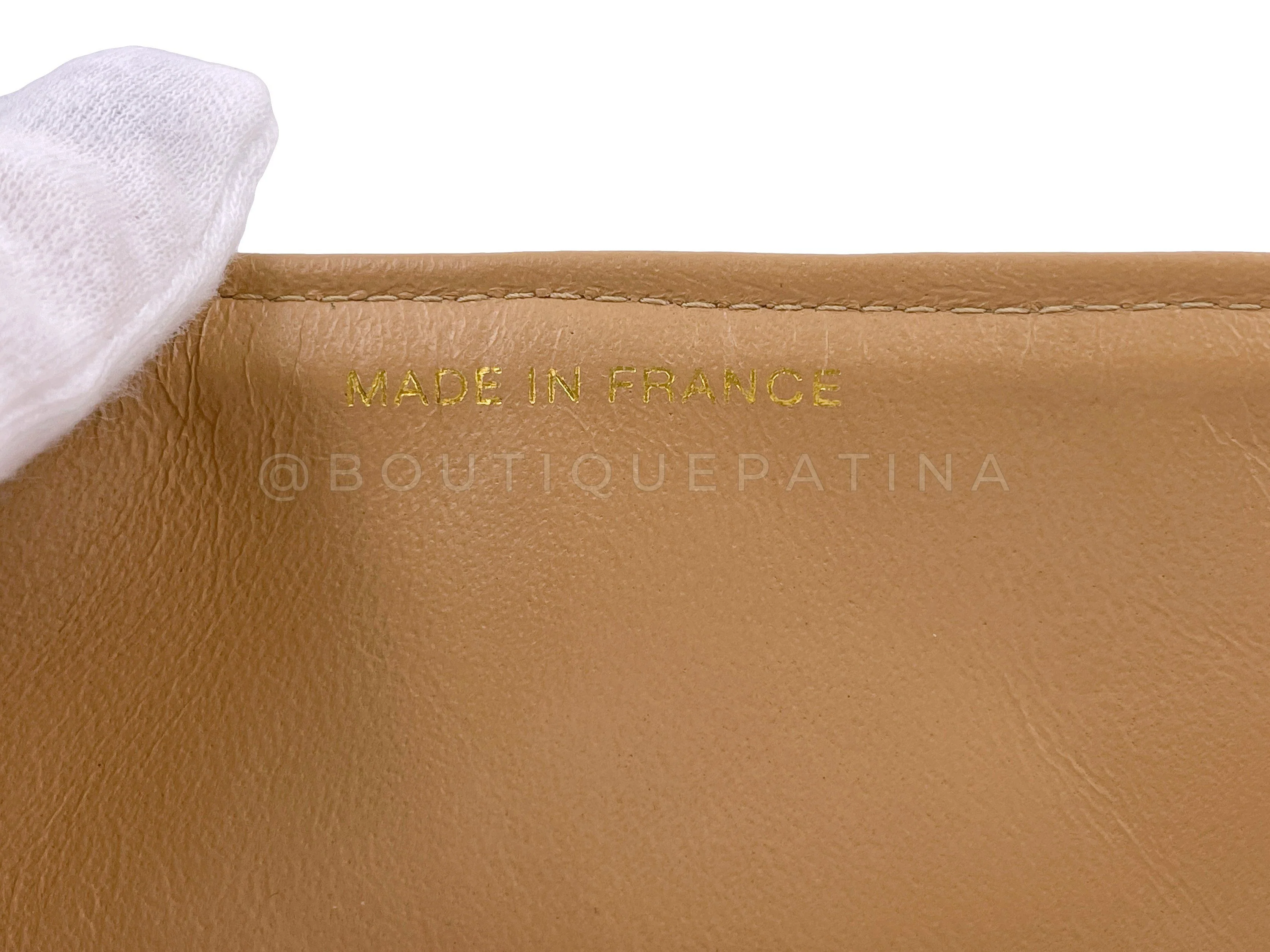Chanel 1997 Vintage Caramel Beige Medium Diana Flap Bag 24k GHW - Image 12