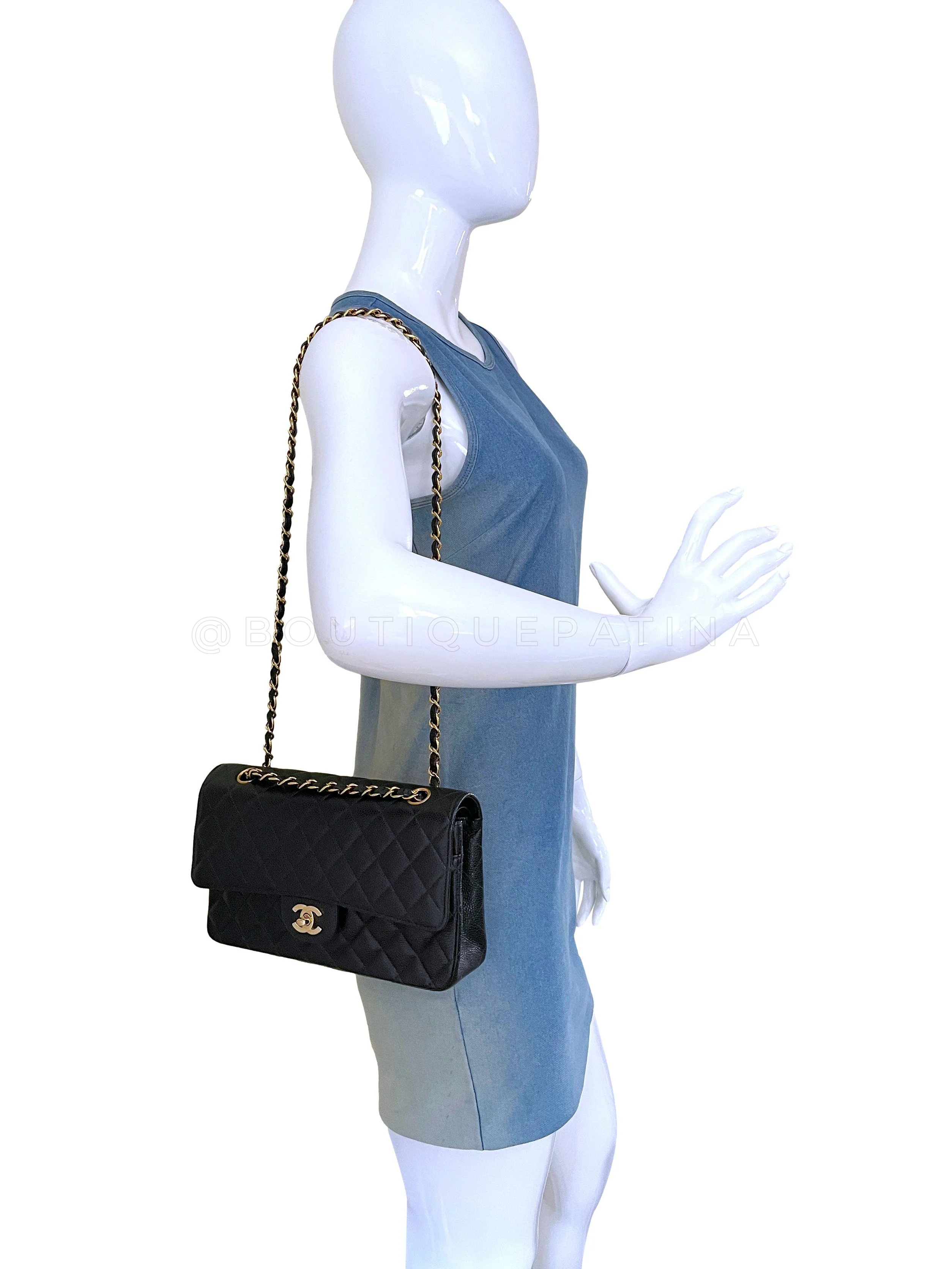 Chanel 2002 Vintage Black Caviar Medium Classic Double Flap Bag 24k GHW - Image 14