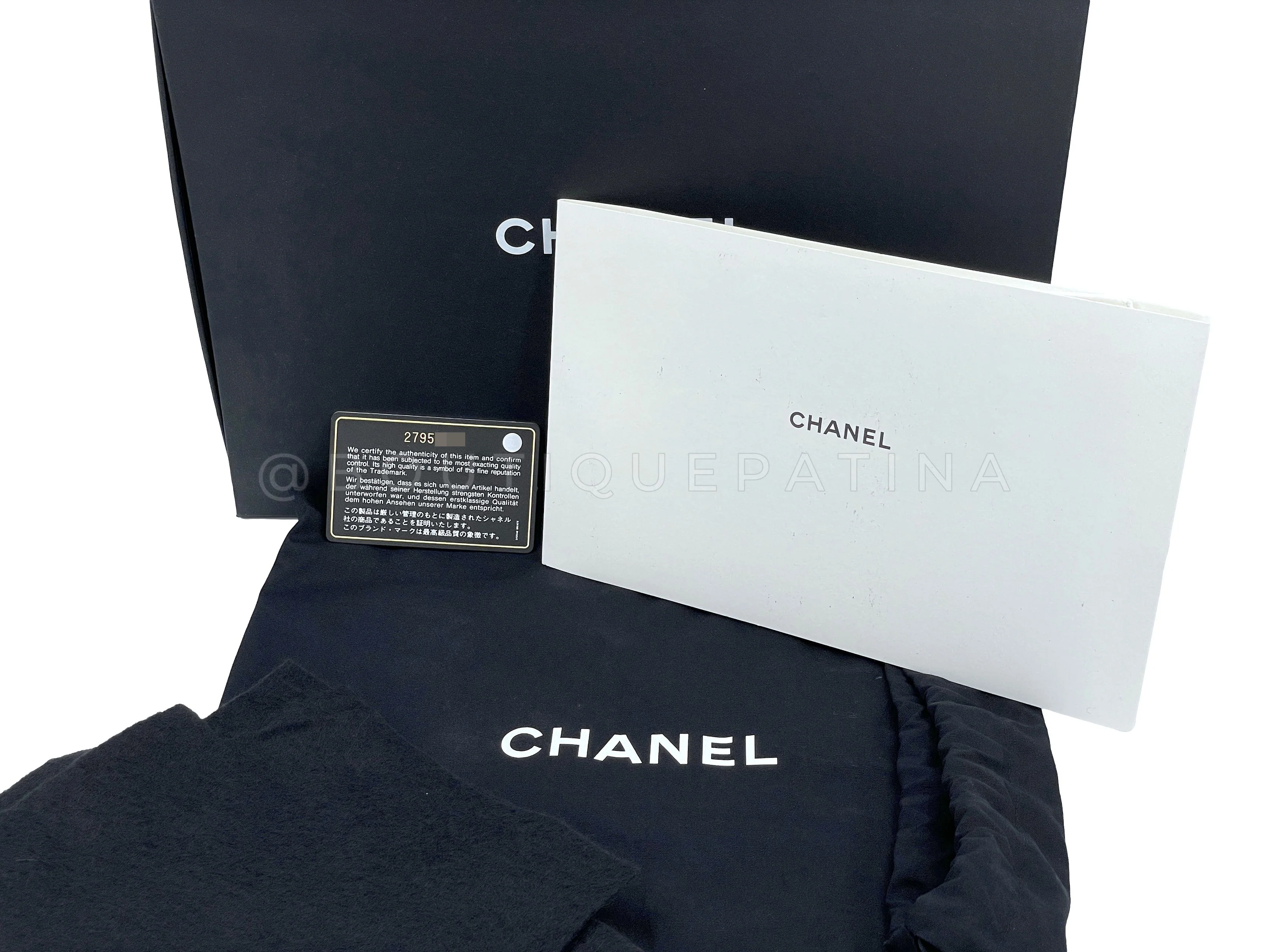 Pristine Chanel 19S Chic Pearls Flap Bag Black GHW - Image 13