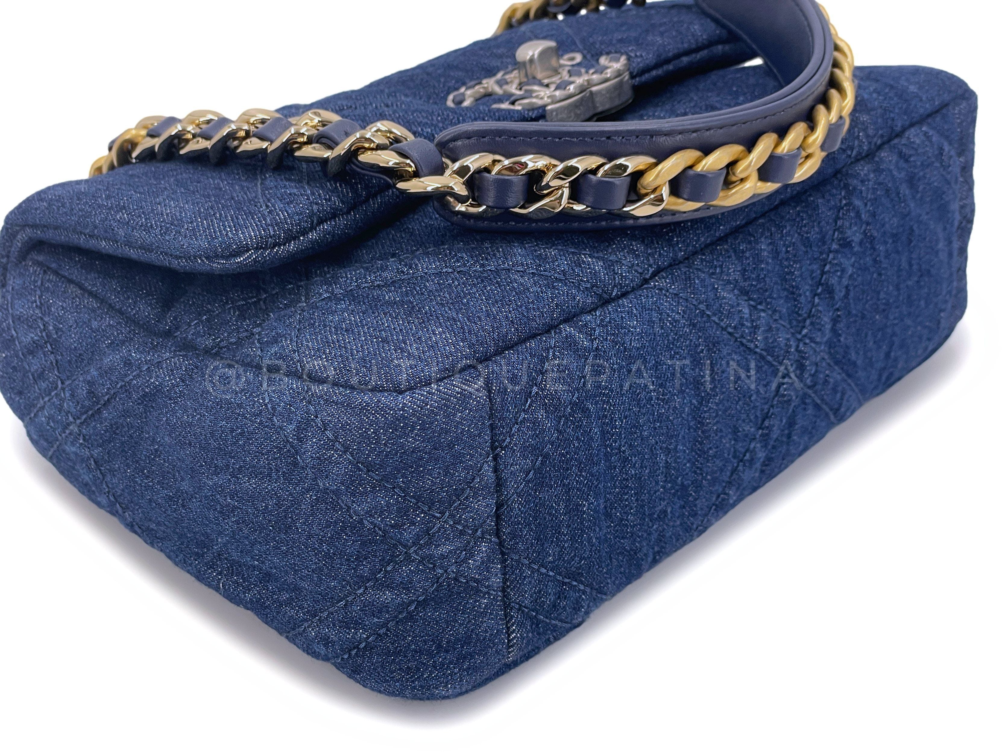 Pristine 22P Chanel 19 Medium Dark Blue Denim Flap Bag - Image 7