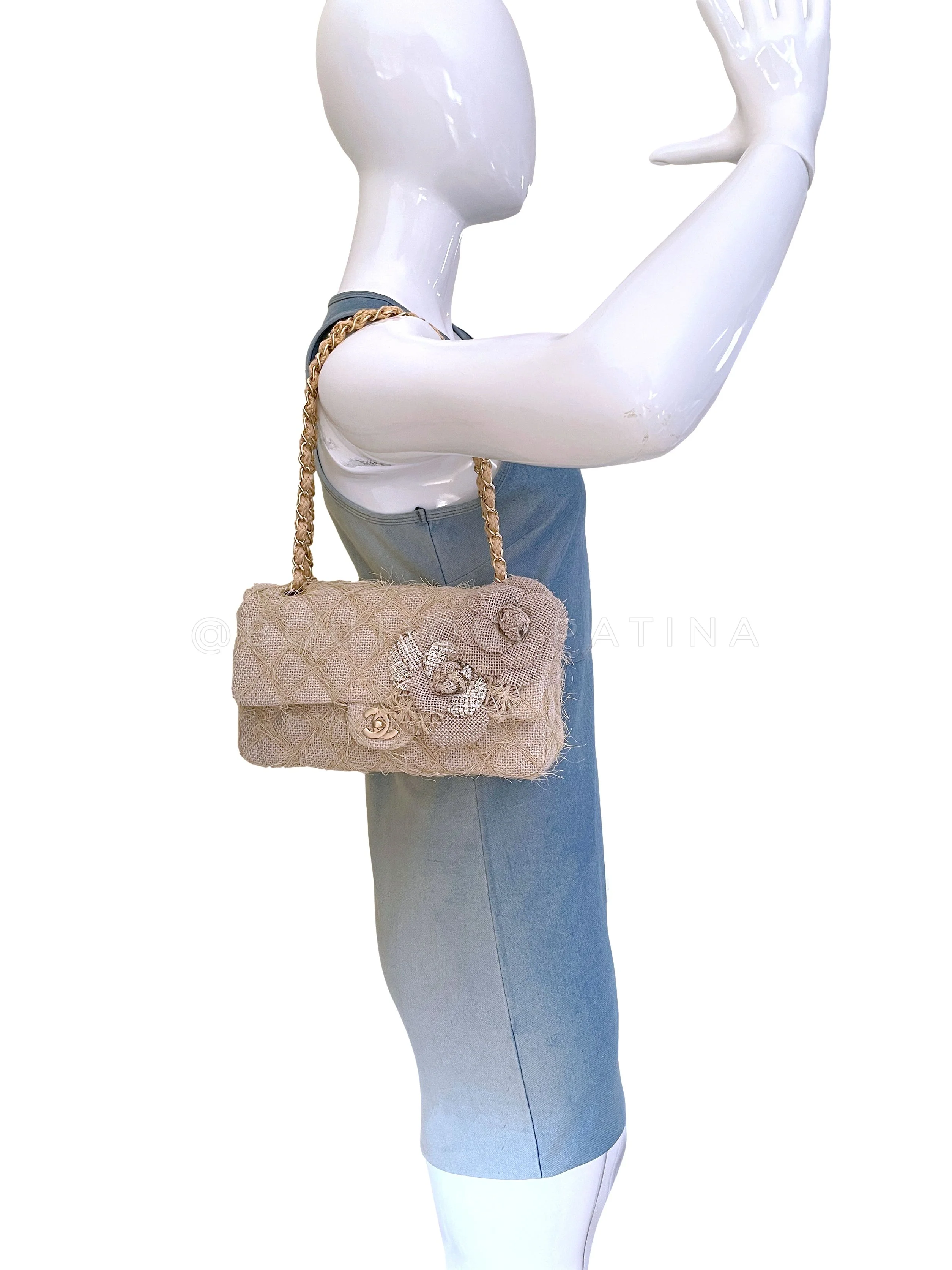 Chanel 2010 Taupe Beige Camellia Straw Raffia Classic Flap Bag GHW - Image 14