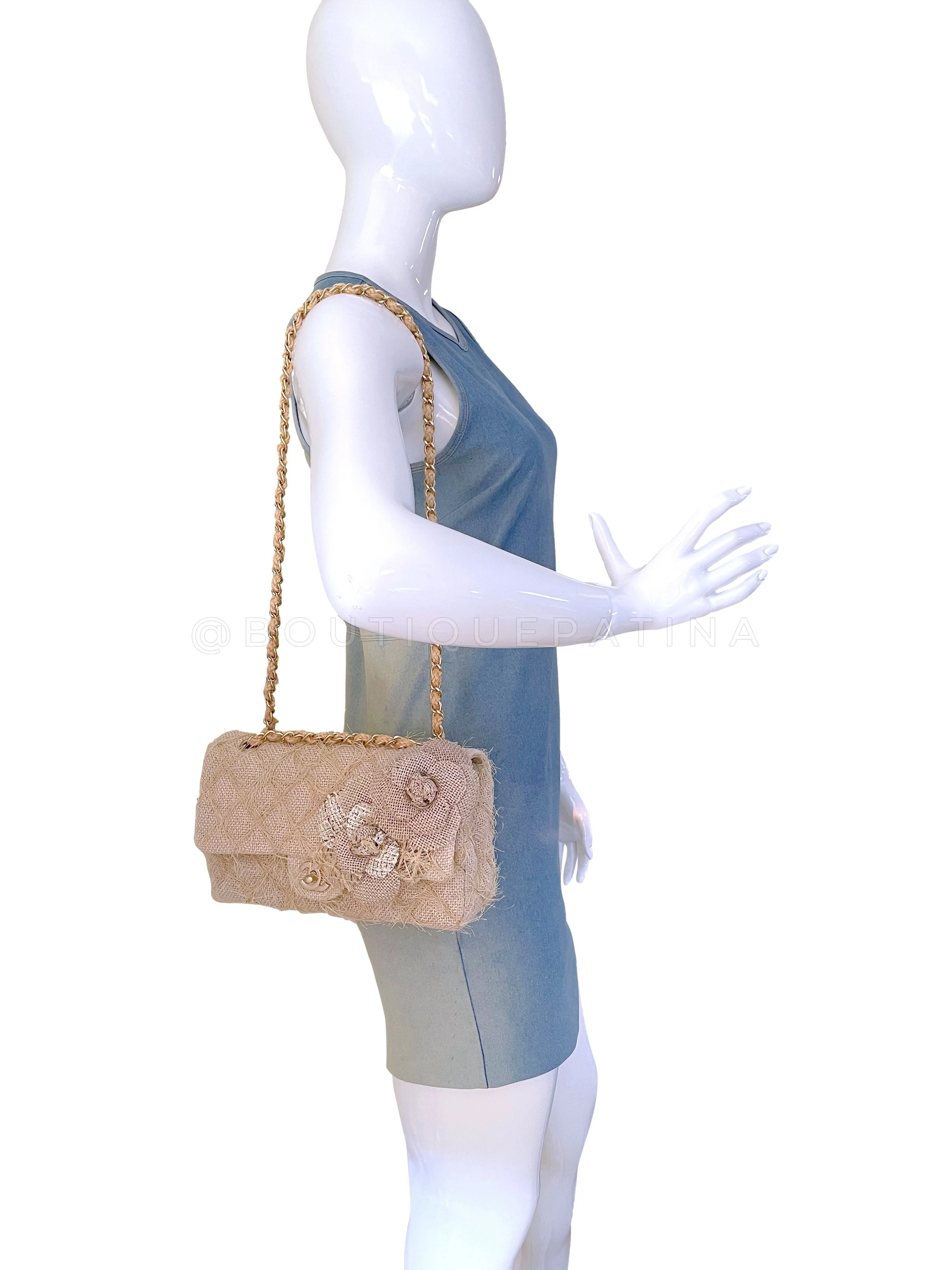 Chanel 2010 Taupe Beige Camellia Straw Raffia Classic Flap Bag GHW - Image 15