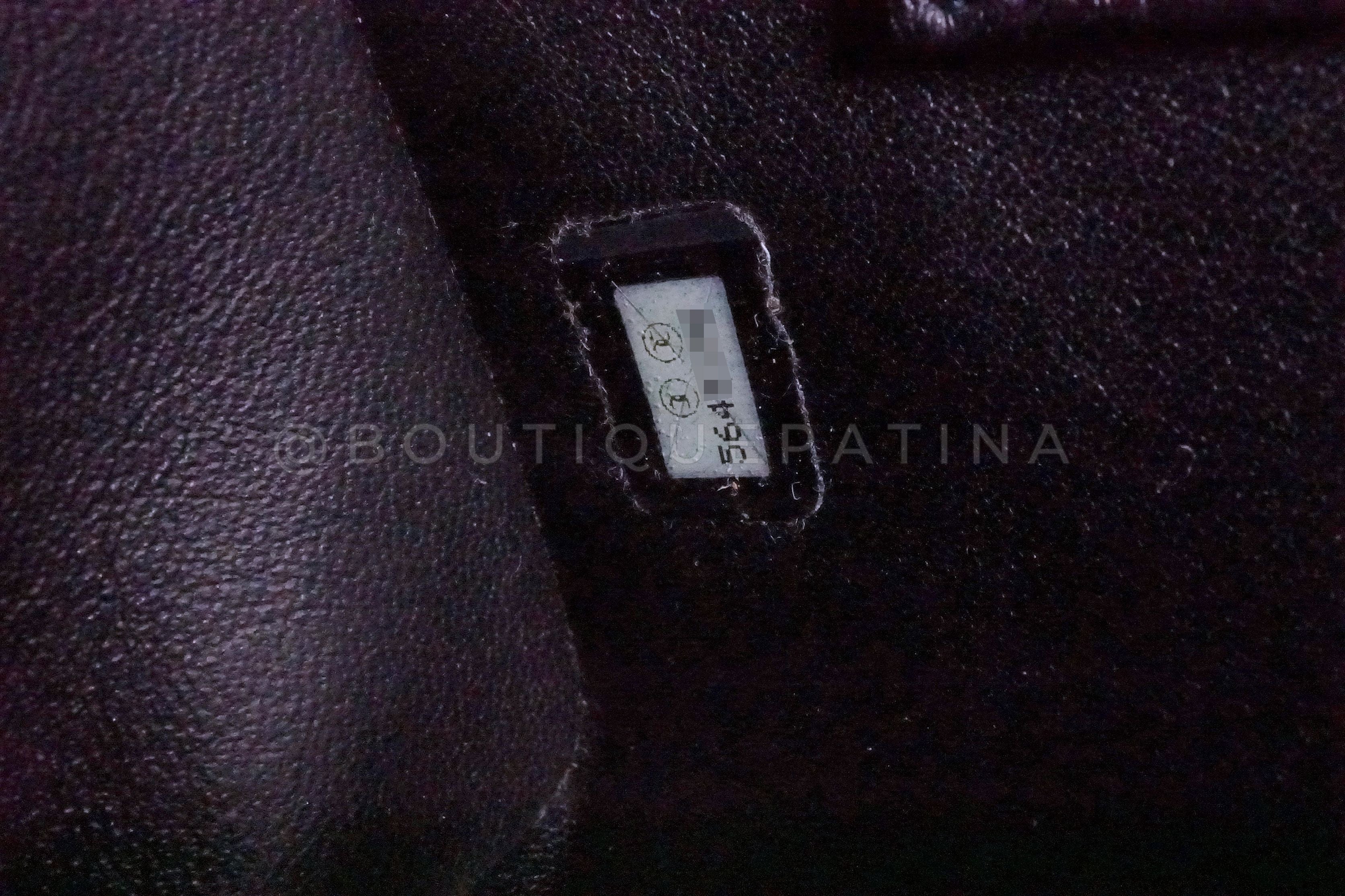 Pristine Chanel 1997 Vintage Black Caviar Medallion Tote Bag 24k GHW - Image 11