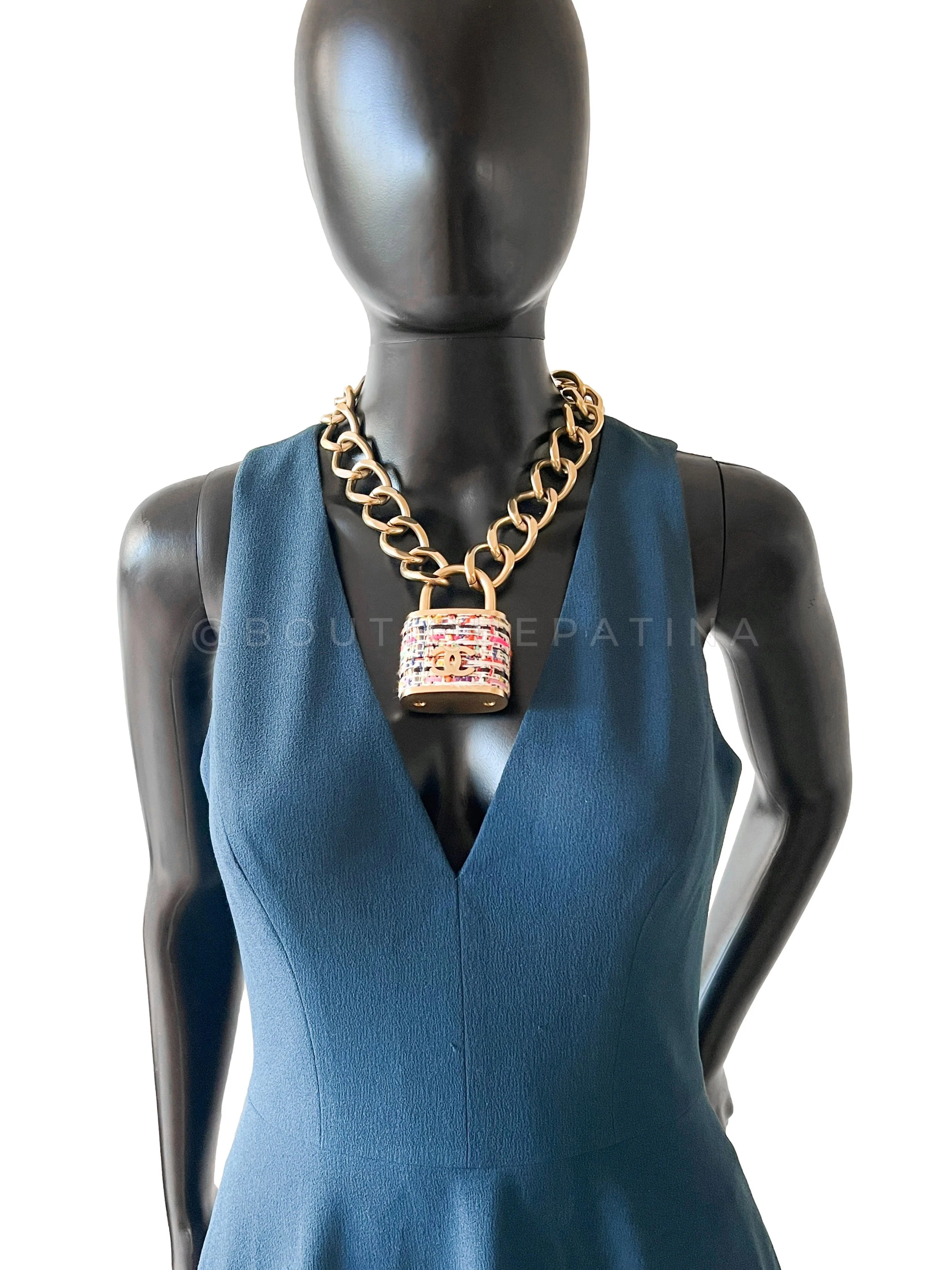 Chanel 2014 Supermarket Large Tweed Padlock Chain Necklace GHW - Image 8
