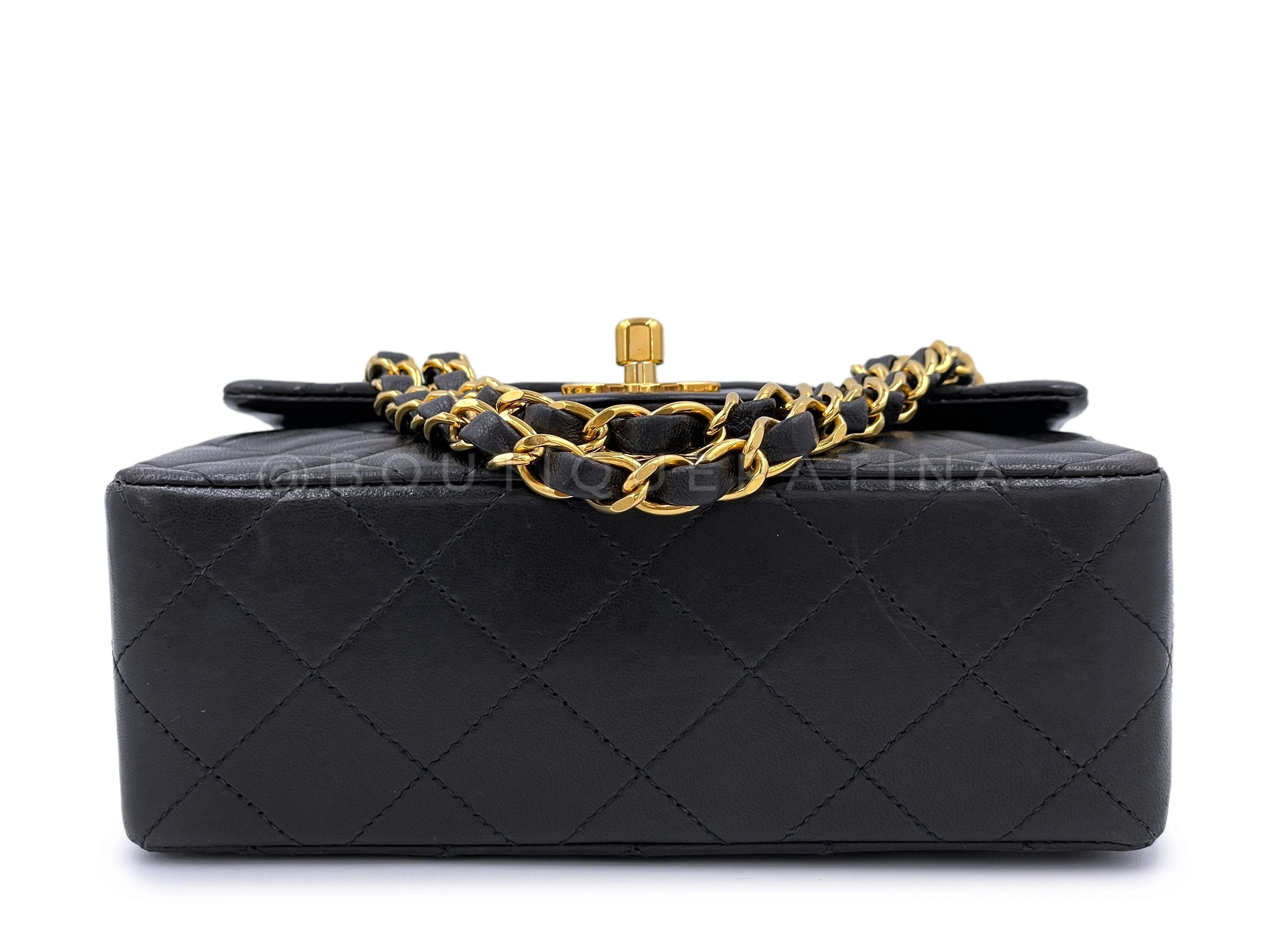 Pristine Chanel 1993 Vintage Black Square Mini Flap Bag 24k GHW Lambskin - Image 6