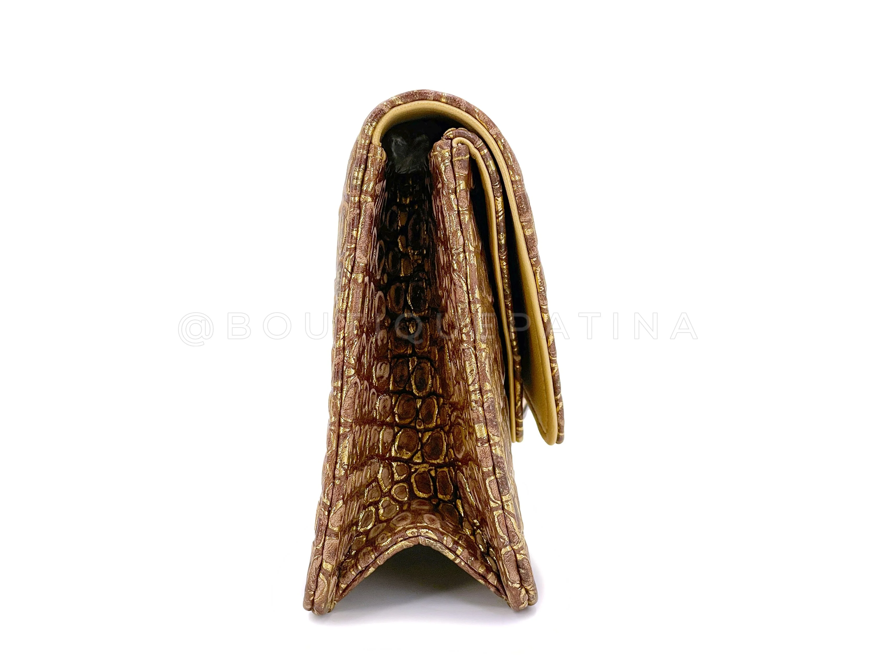 Rare Chanel 19A Crocodile Embossed Gold Jeweled Scarab Clutch Bag TI9 - Image 3