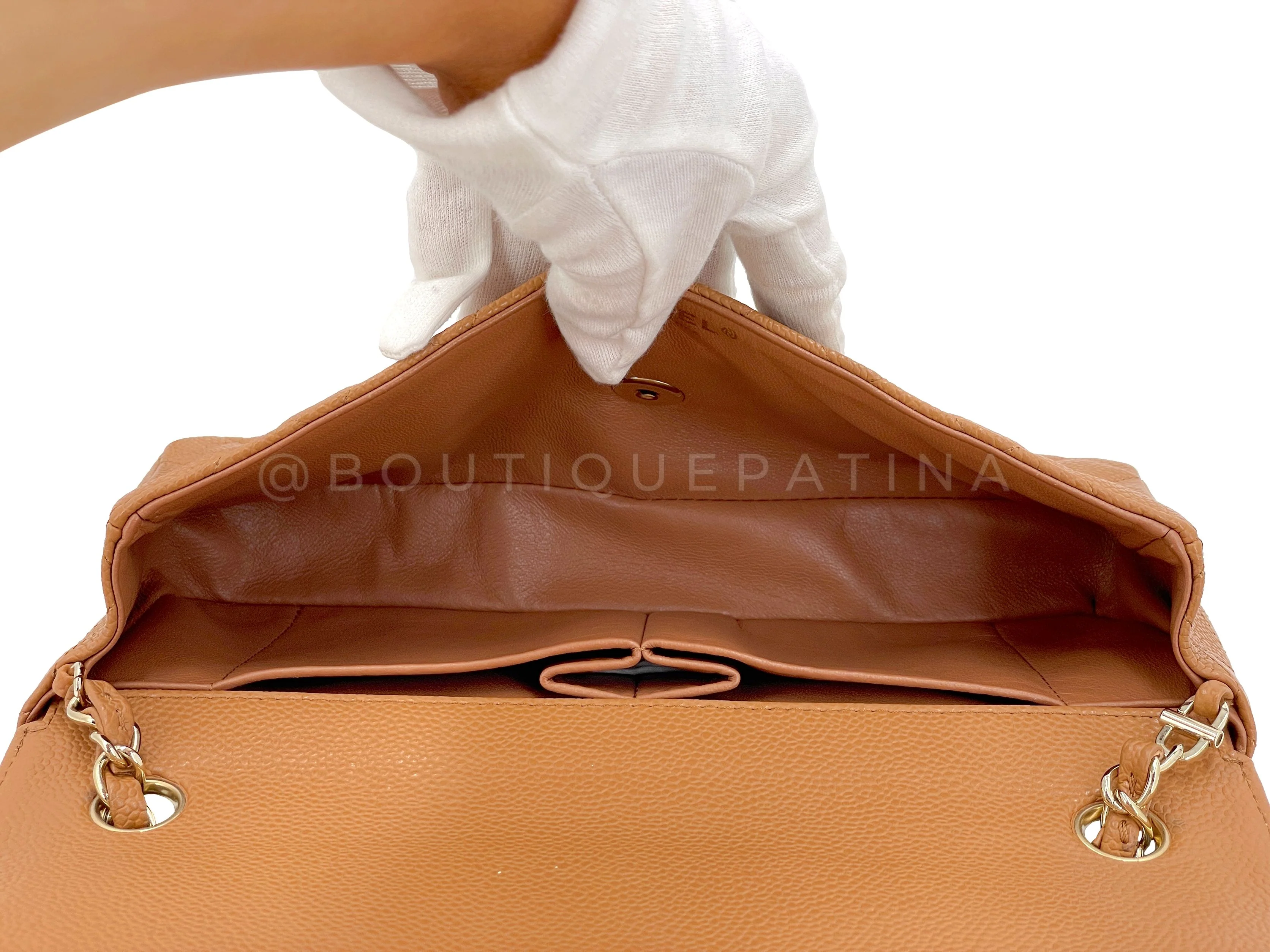 Chanel 2007 Vintage Caviar Caramel Beige Quilted East West Flap Bag 24k GHW - Image 10