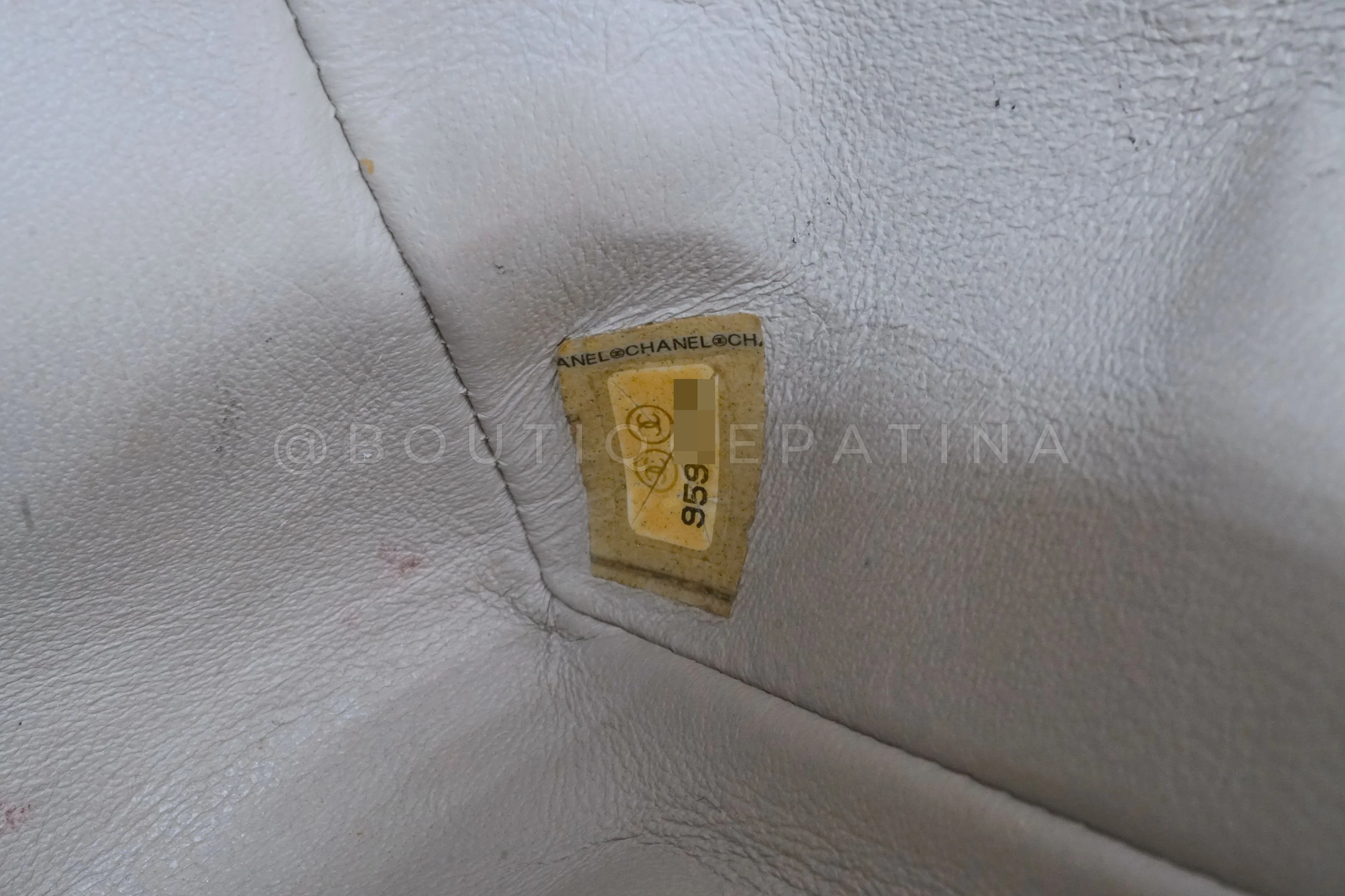 Chanel 2005 Light Gray-Beige Caviar Small Classic Double Flap Bag 24k GHW - Image 12