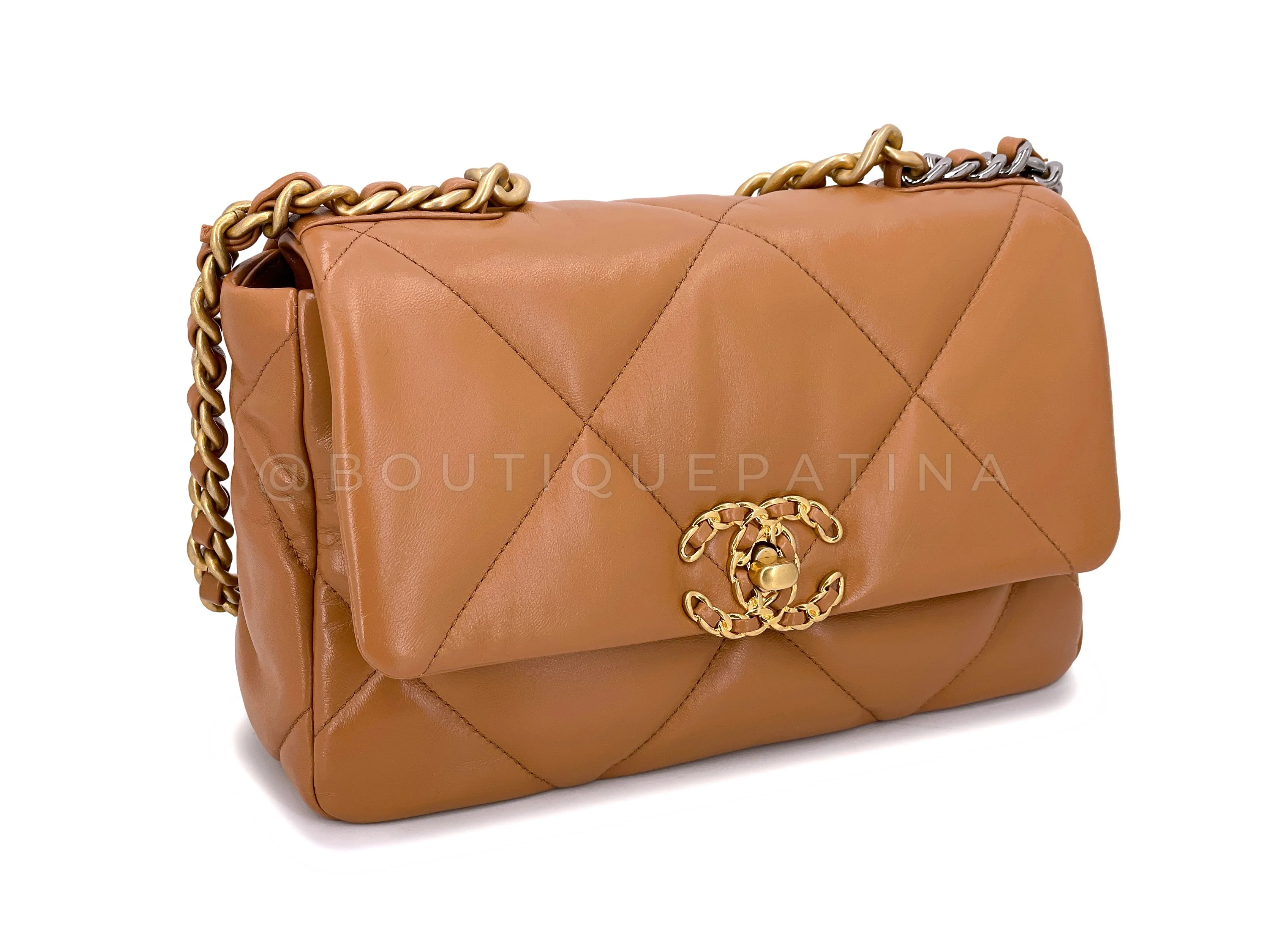 Pristine Chanel 19 Caramel Beige Small-Medium Flap Bag - Image 3