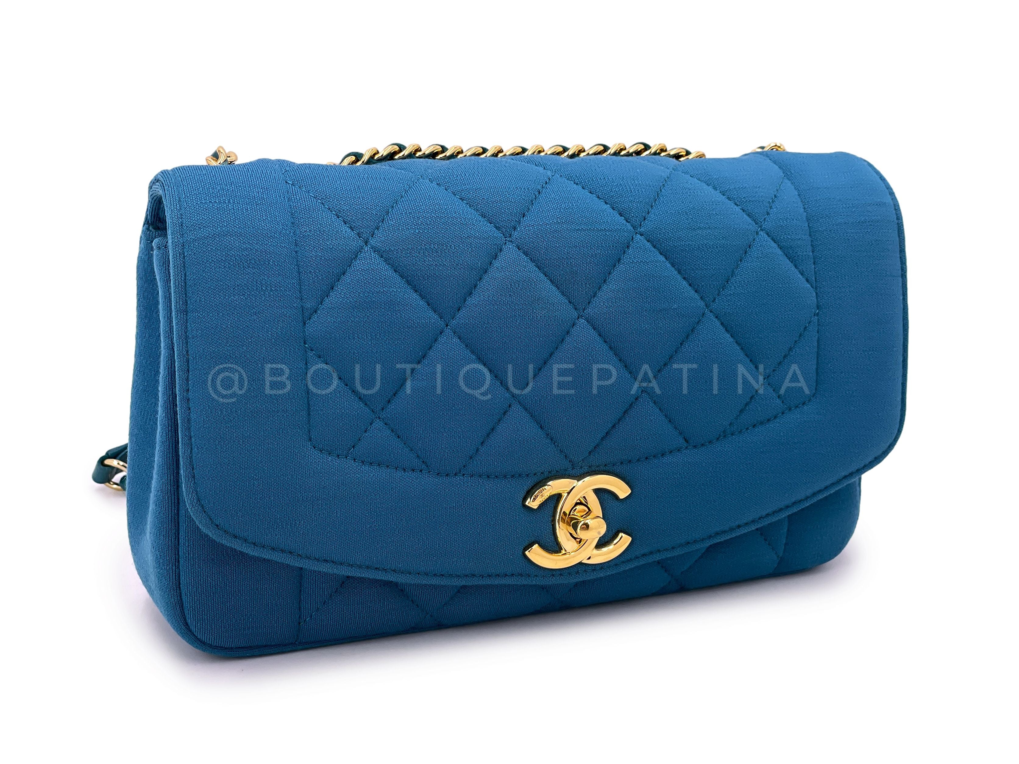 Chanel Ocean Blue Small Diana Flap Bag GHW Reissue - Image 3