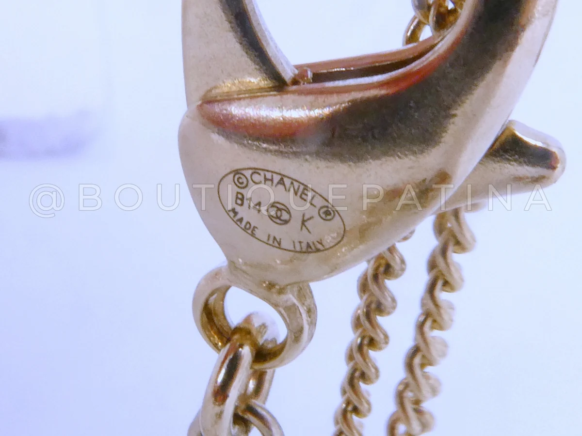 Chanel 2014 Supermarket Iridescent Pink CC Pearl Station Choker Necklace - Image 5