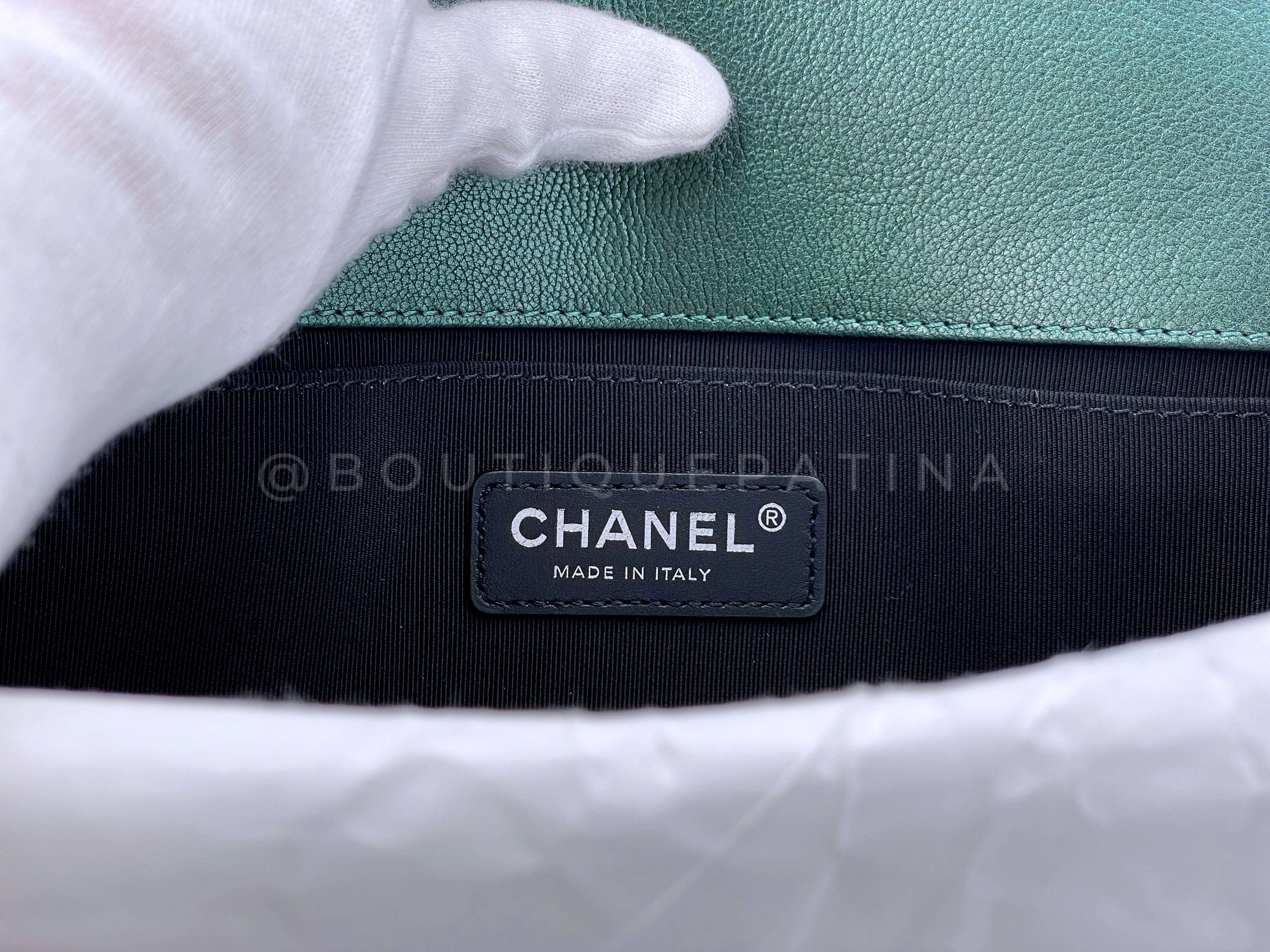 Chanel 16C Iridescent Mermaid Green Medium Boy Flap Bag Rainbow HW - Image 13