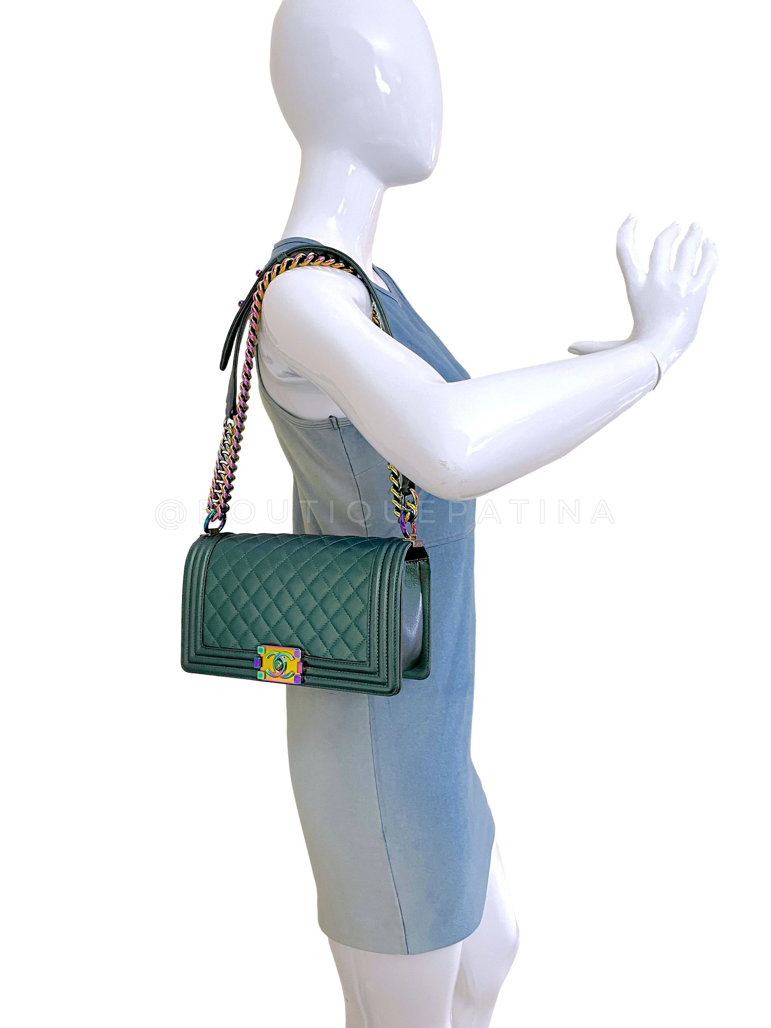 Chanel 16C Iridescent Mermaid Green Medium Boy Flap Bag Rainbow HW - Image 16