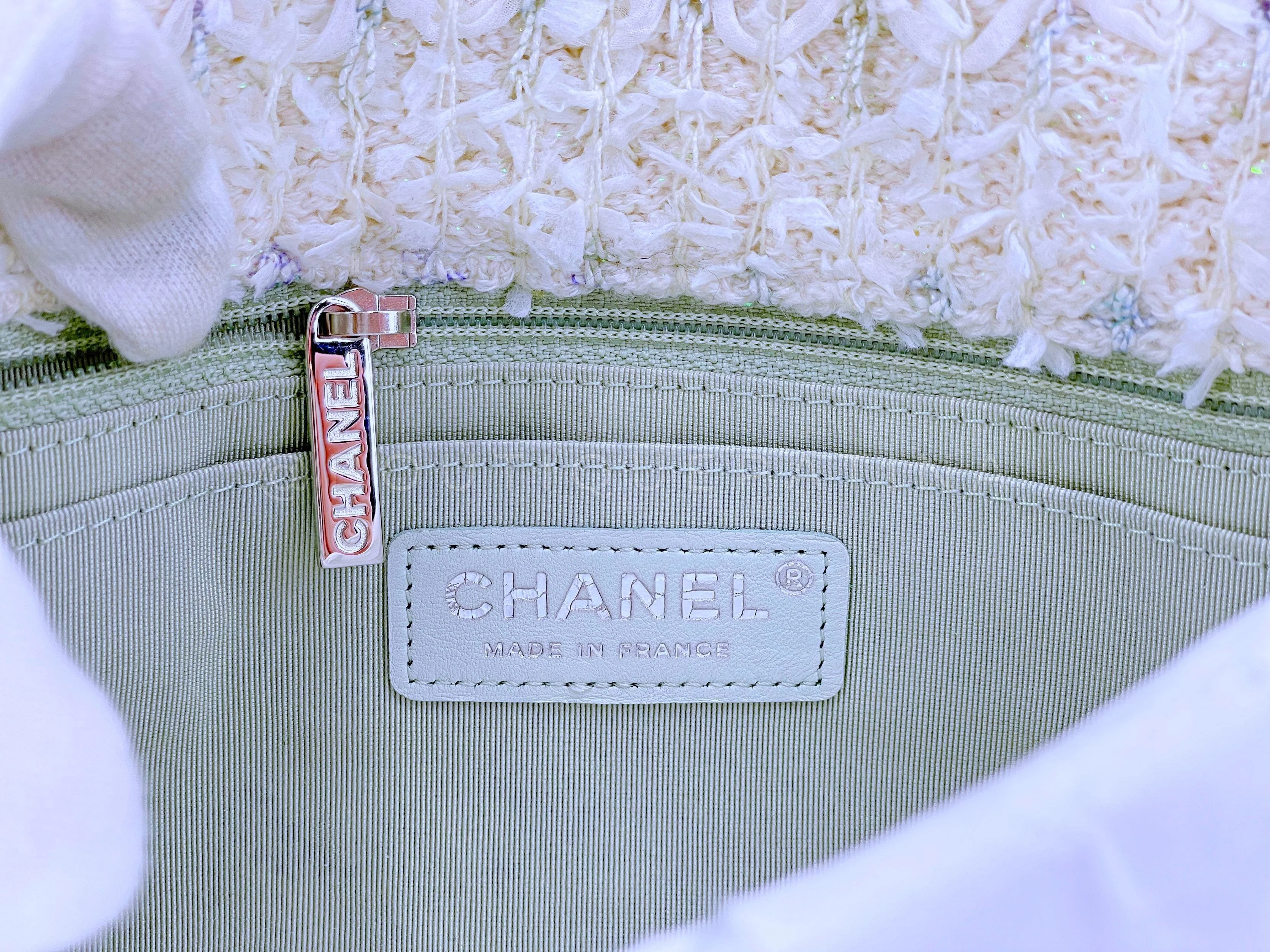 Chanel 2018 Boucle Pastel Tweed Rectangular Mini Flap Bag V6W - Image 10