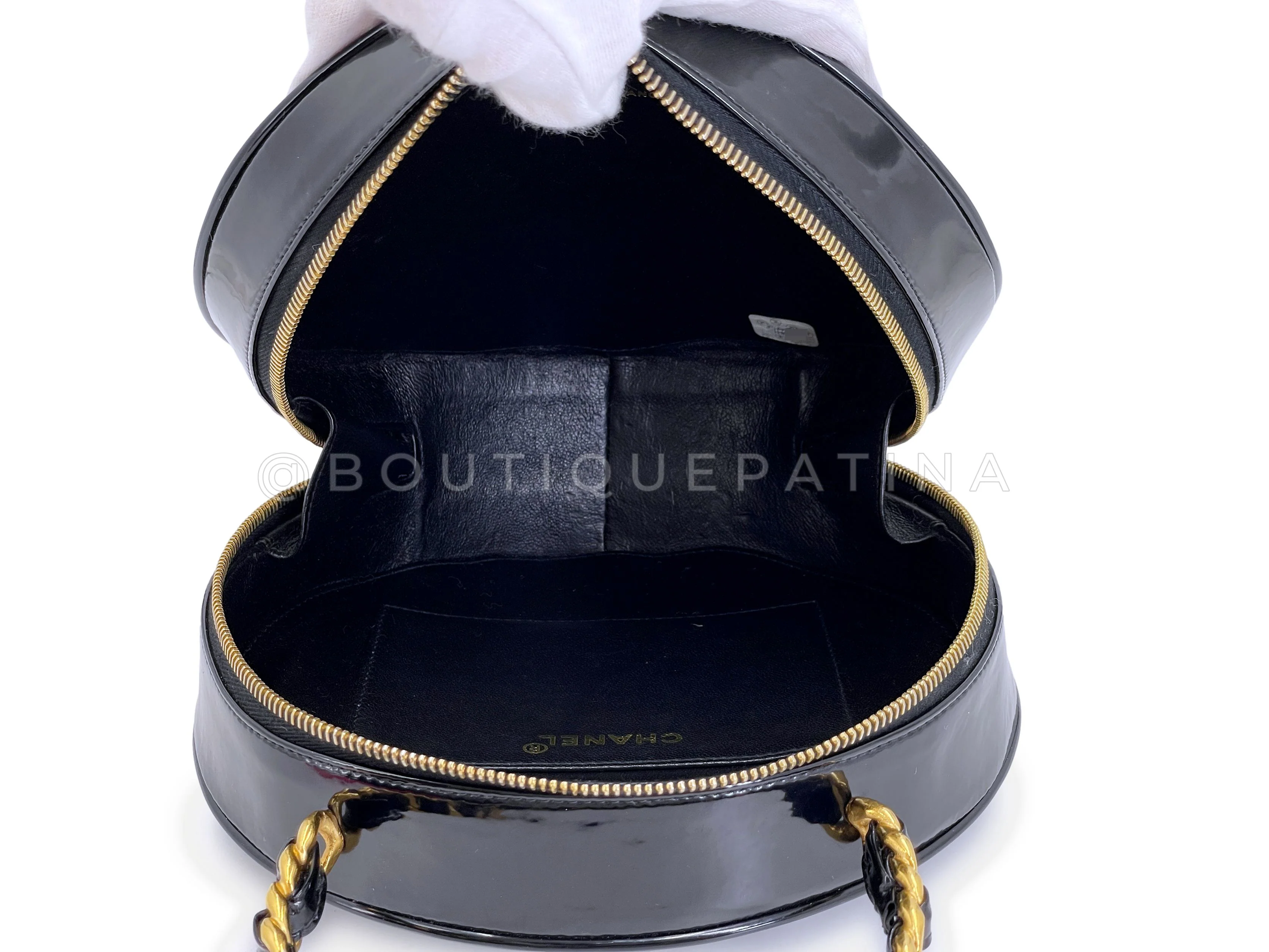 Rare Chanel 1995 "Barbie" Round Patent Circle Vanity Case Bag 24k GHW - Image 9