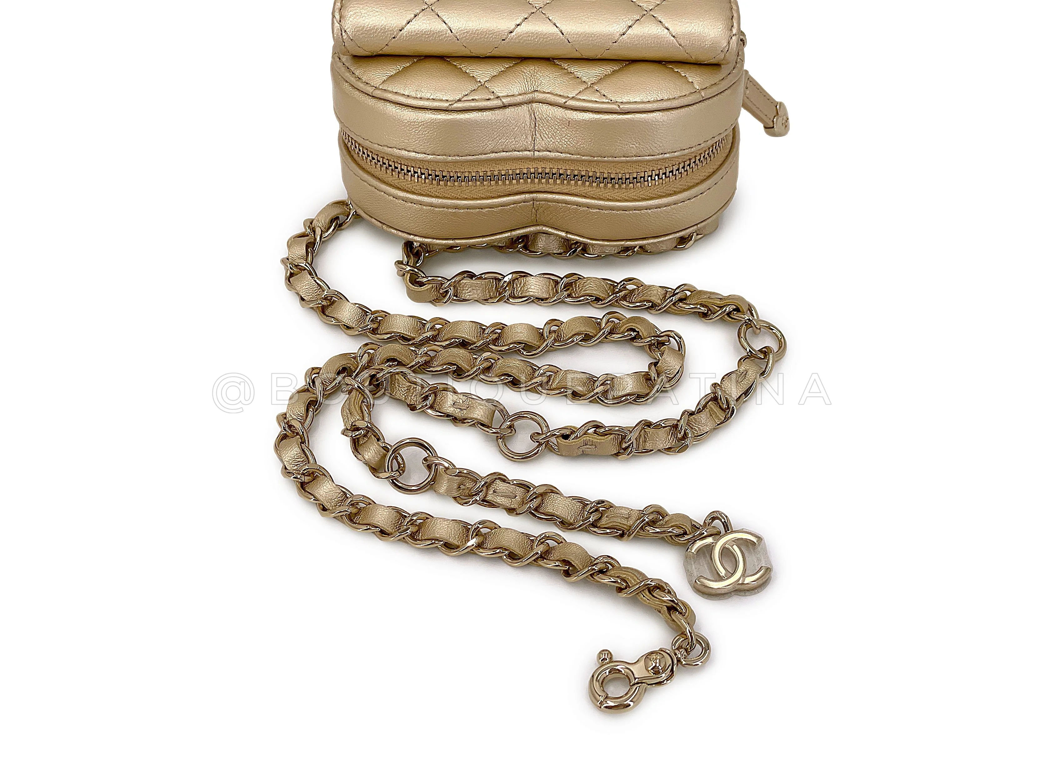 Pristine Chanel CC In Love Gold Heart Belt Bag GHW 5U0 - Image 6