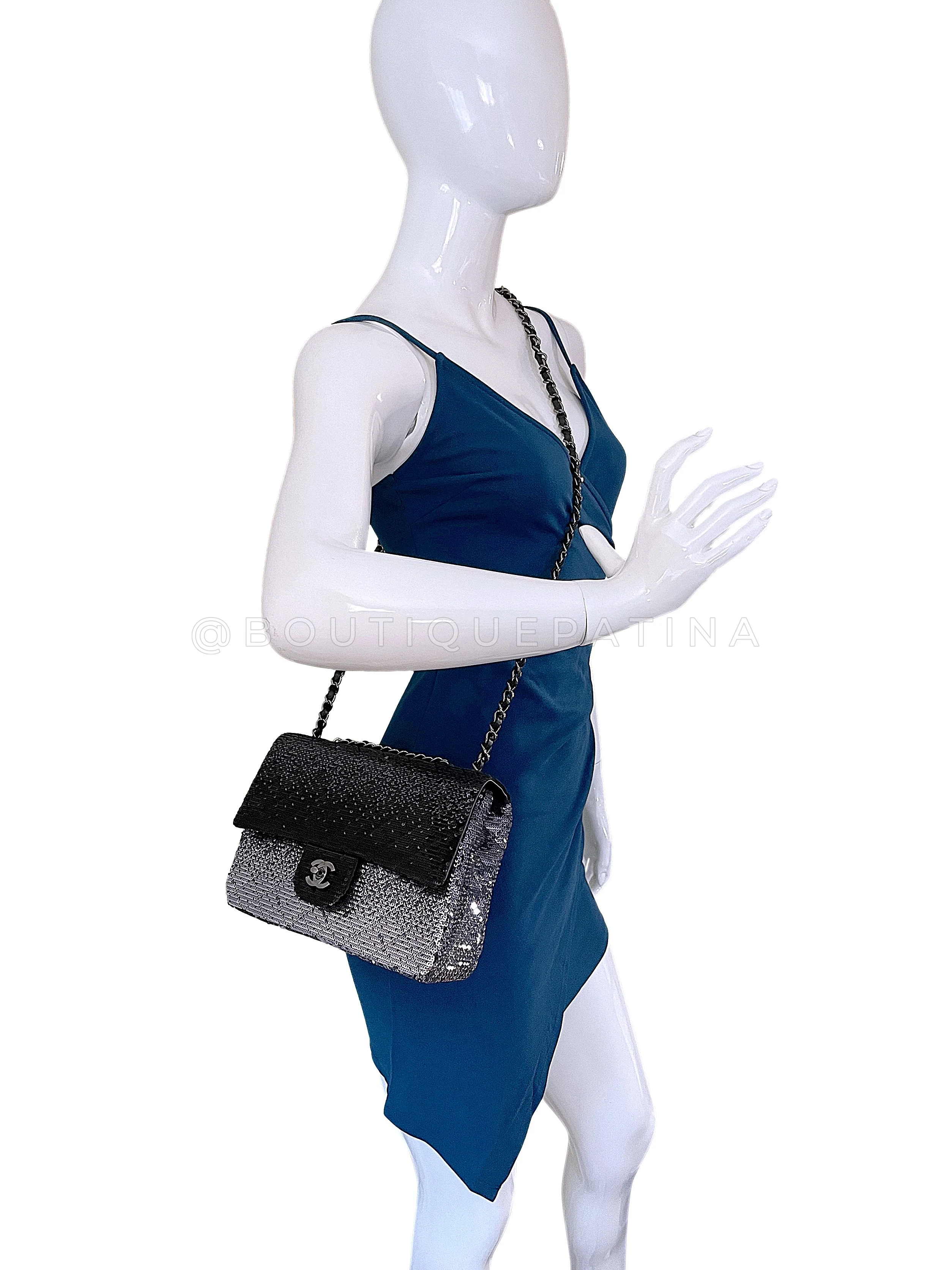Chanel 2015 Black Silver Quilted Sequin Medium Classic Flap Bag 04R - Image 15