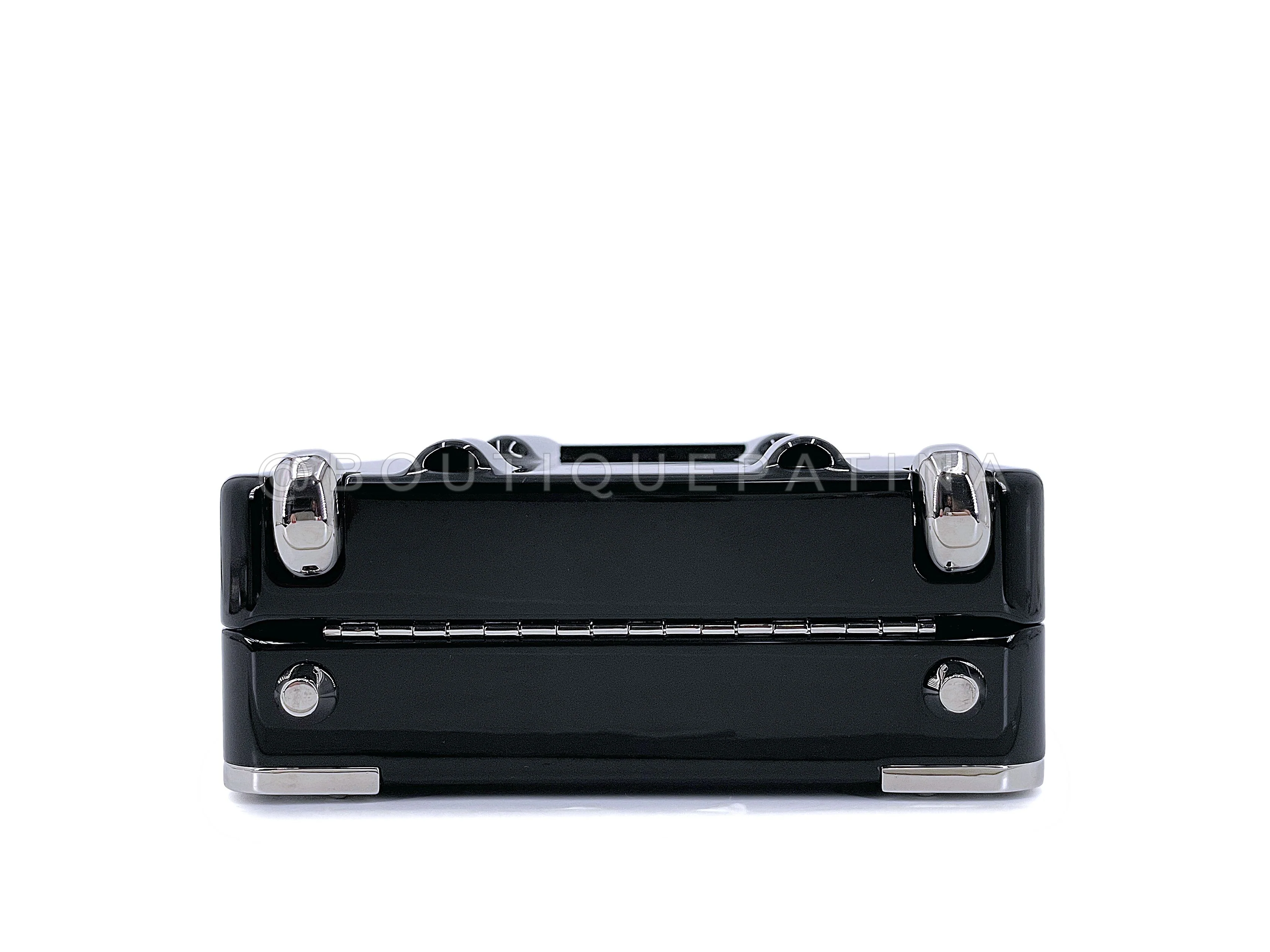 Chanel 2016 Airlines Evening In The Air Trolley Minaudière Clutch Bag Gray Silver LEG - Image 11