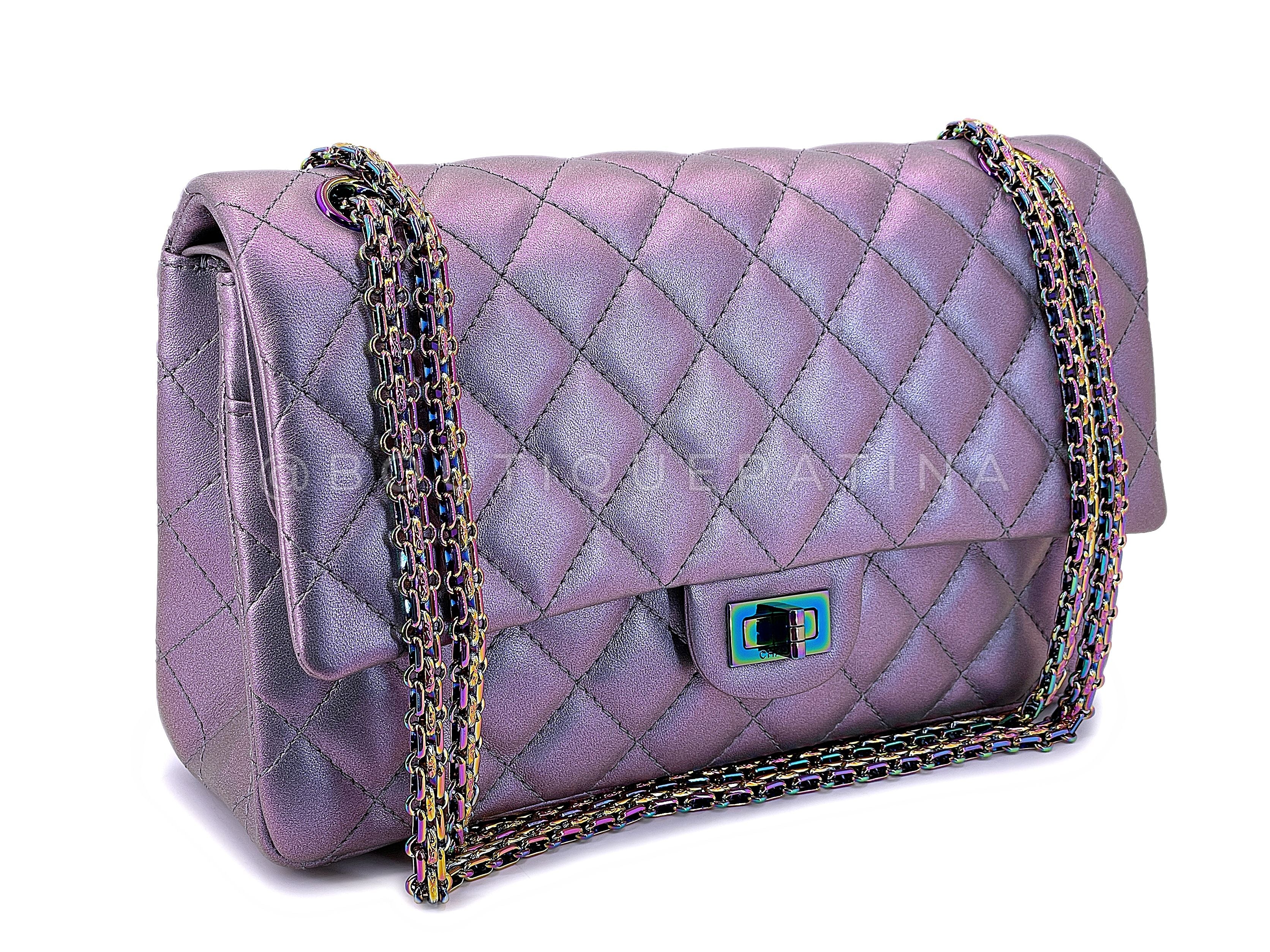 Chanel Violet Mermaid Iridescent 2.55 Reissue Classic Double Flap Bag 226 Medium - Image 2