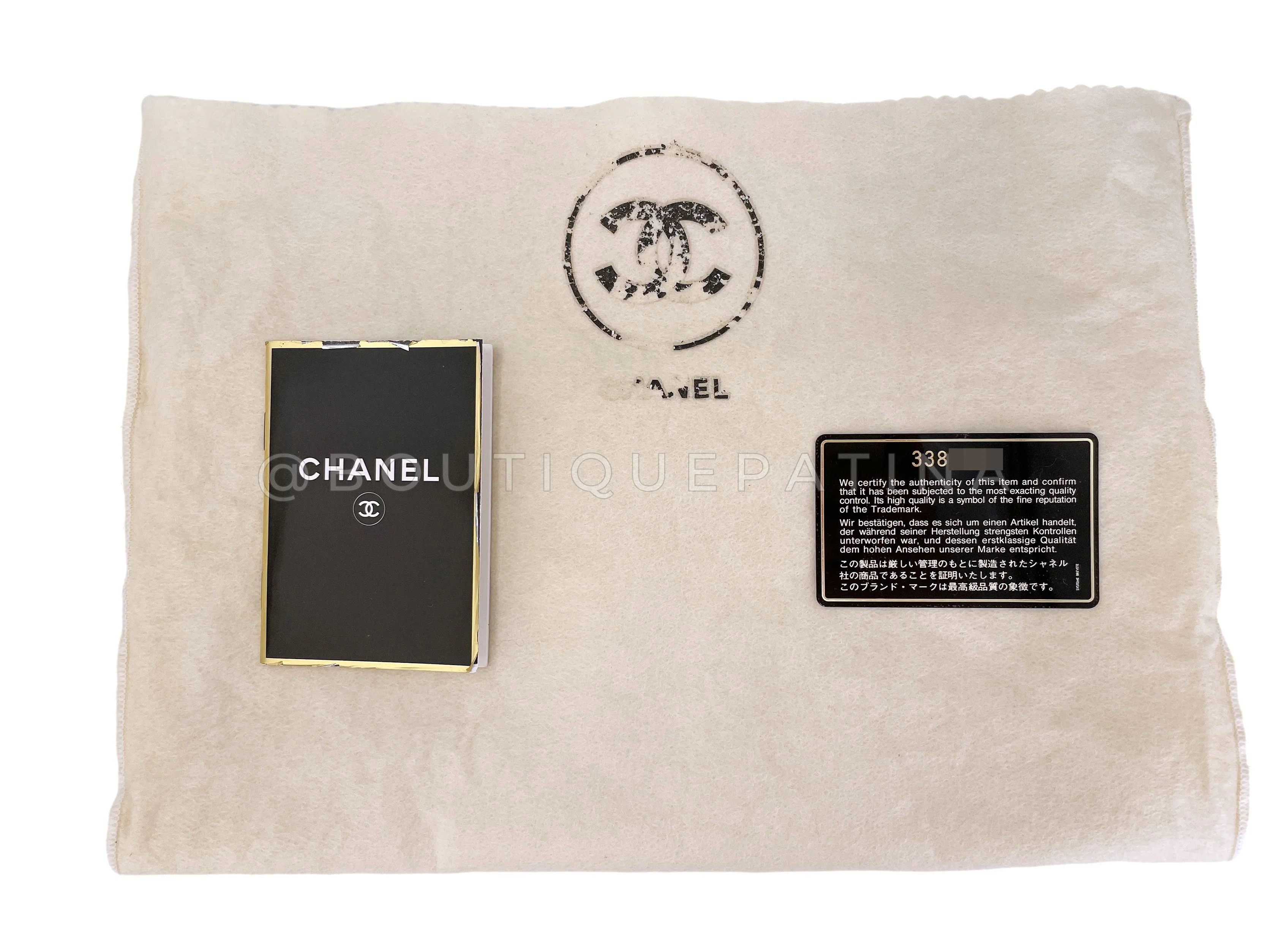 Rare Chanel 1995 "Barbie" Round Patent Circle Vanity Case Bag 24k GHW - Image 14