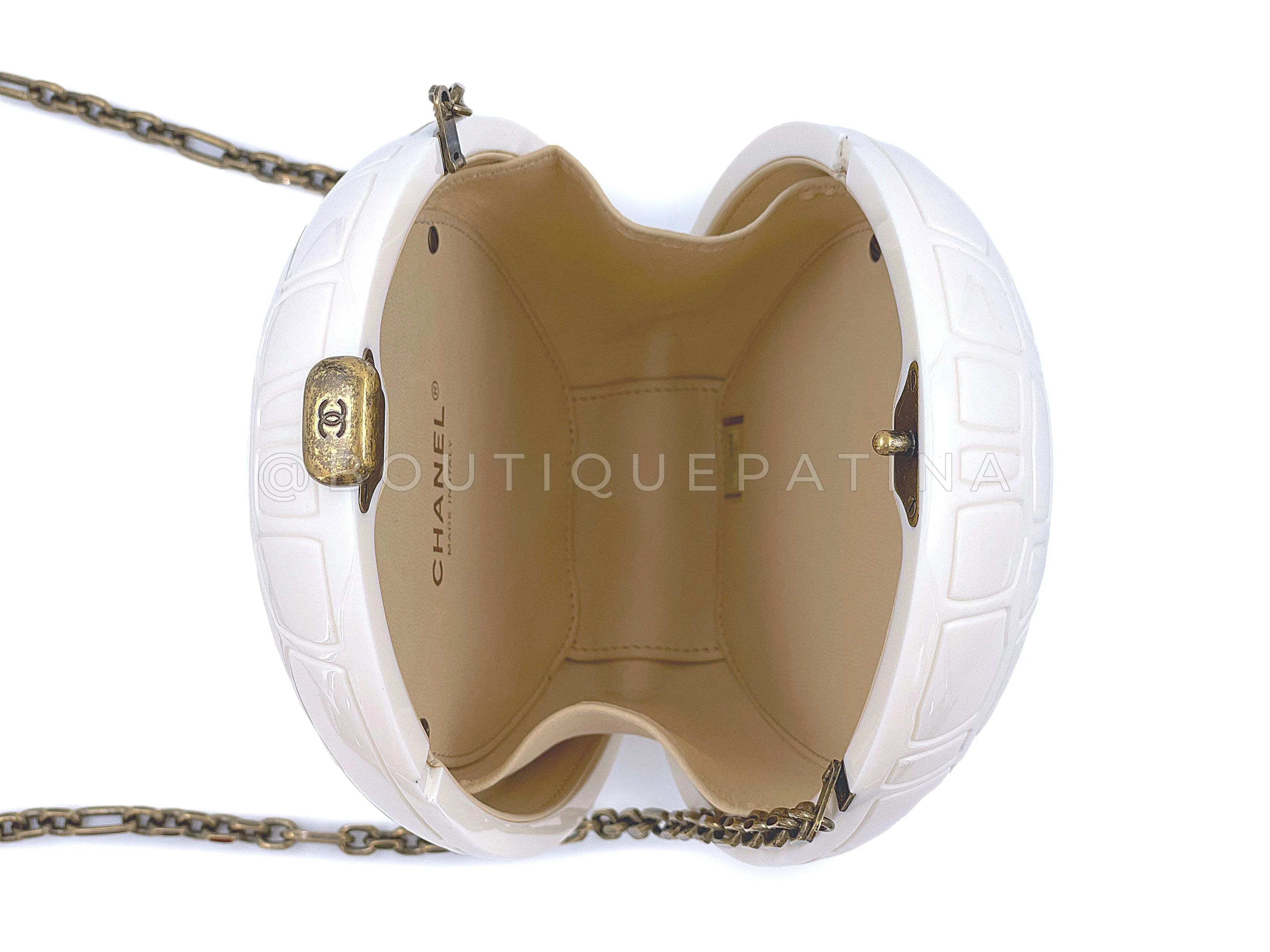 Chanel 2016 Paris Seoul Ivory White Tortoise Plexiglass Minaudière Evening Clutch Bag - Image 9