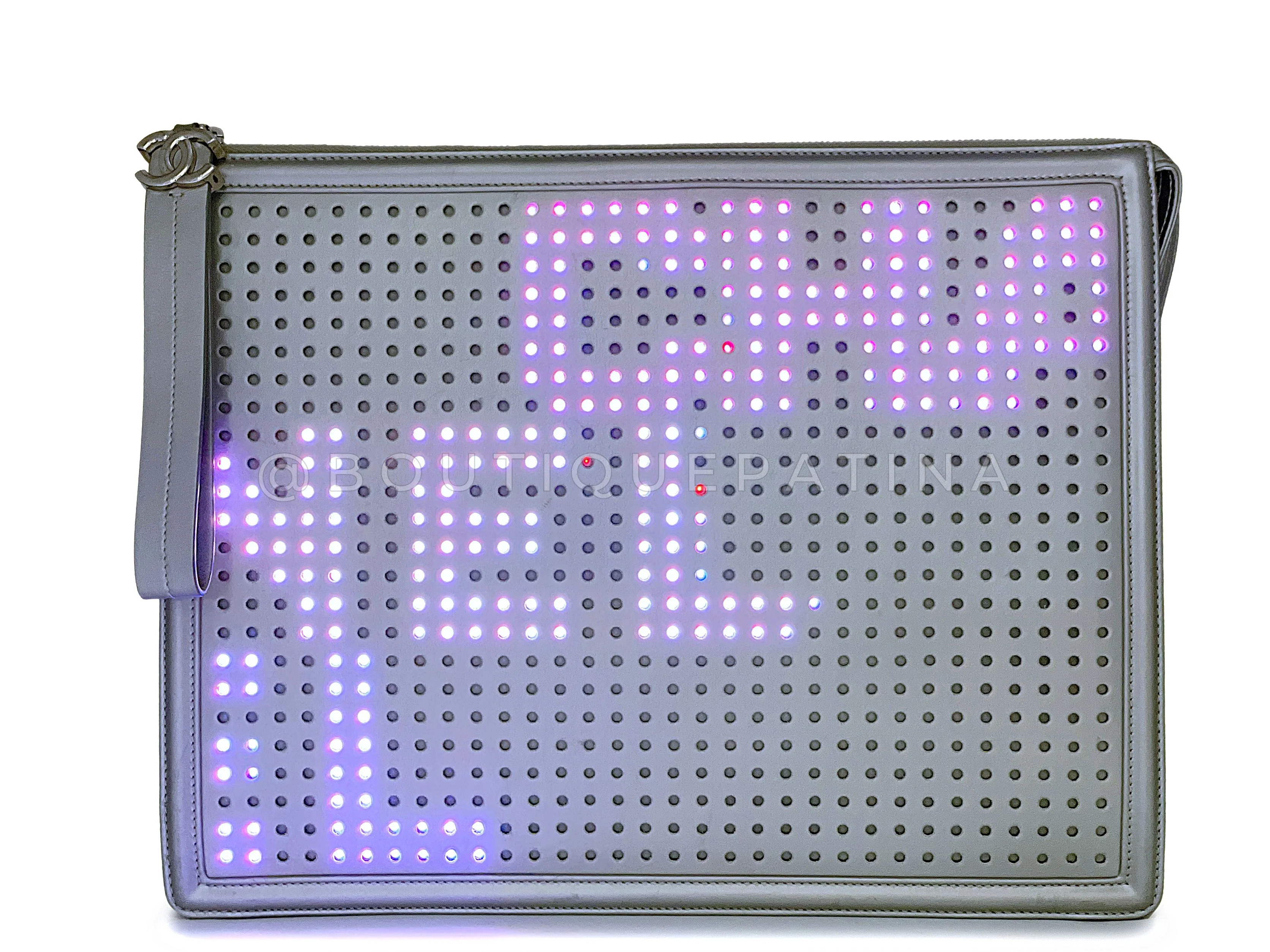 Rare Chanel 2017 LED 2.0 Oversized XL Clutch Bag Silver - Image 11