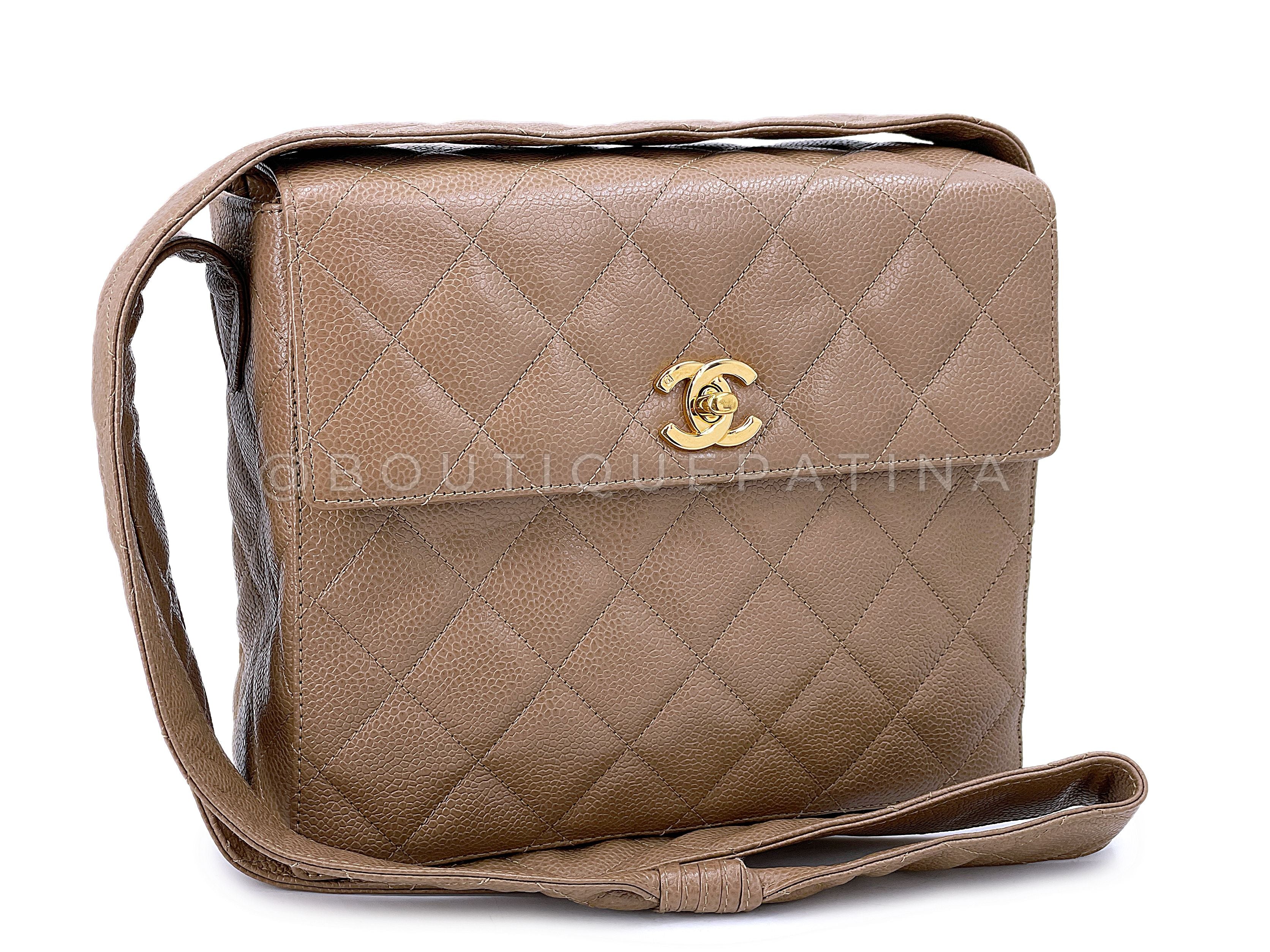 Rare Chanel 1996 Taupe Beige Caviar Quilted Box Camera Bag 24k GHW - Image 2