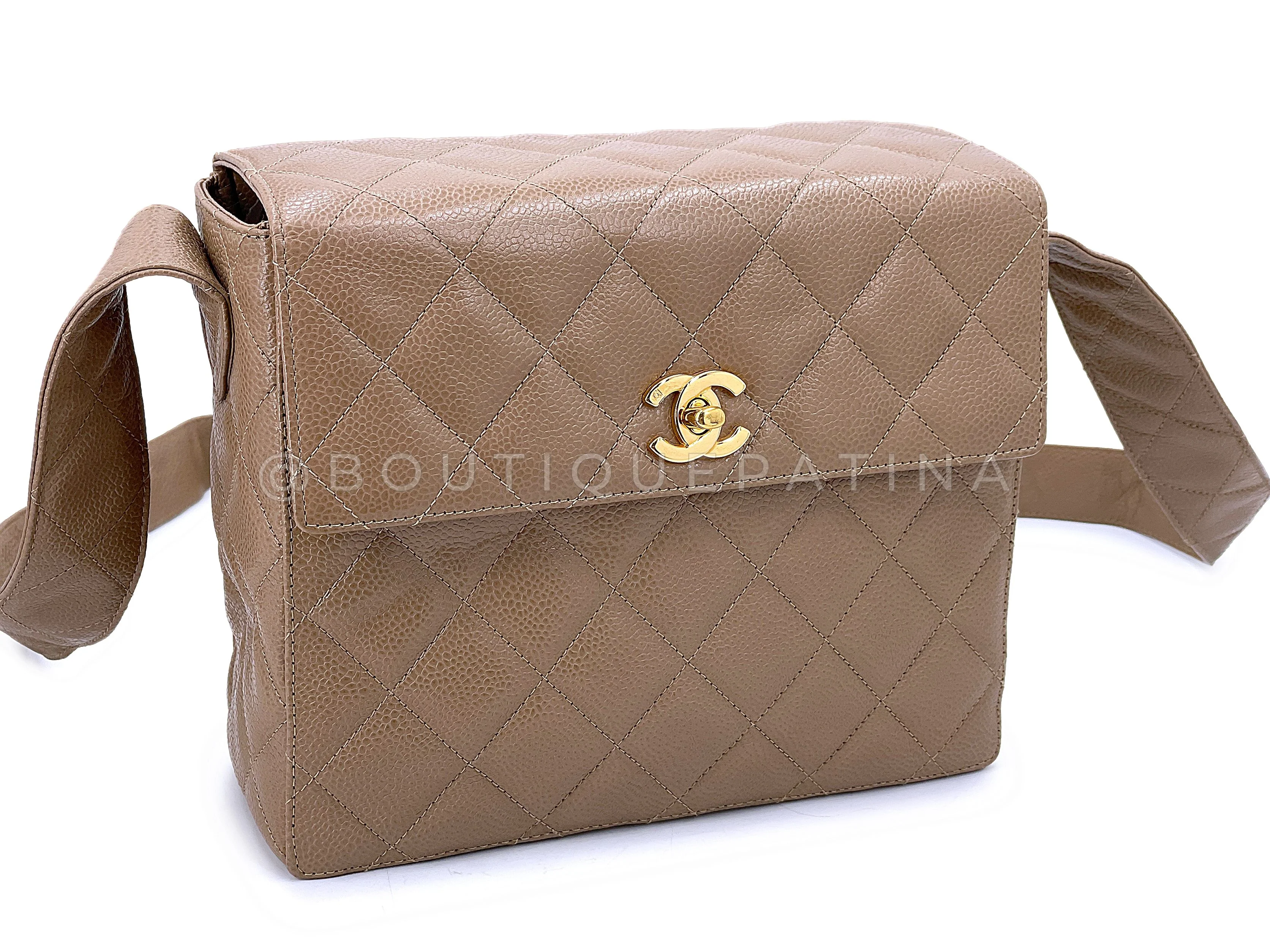 Rare Chanel 1996 Taupe Beige Caviar Quilted Box Camera Bag 24k GHW - Image 3