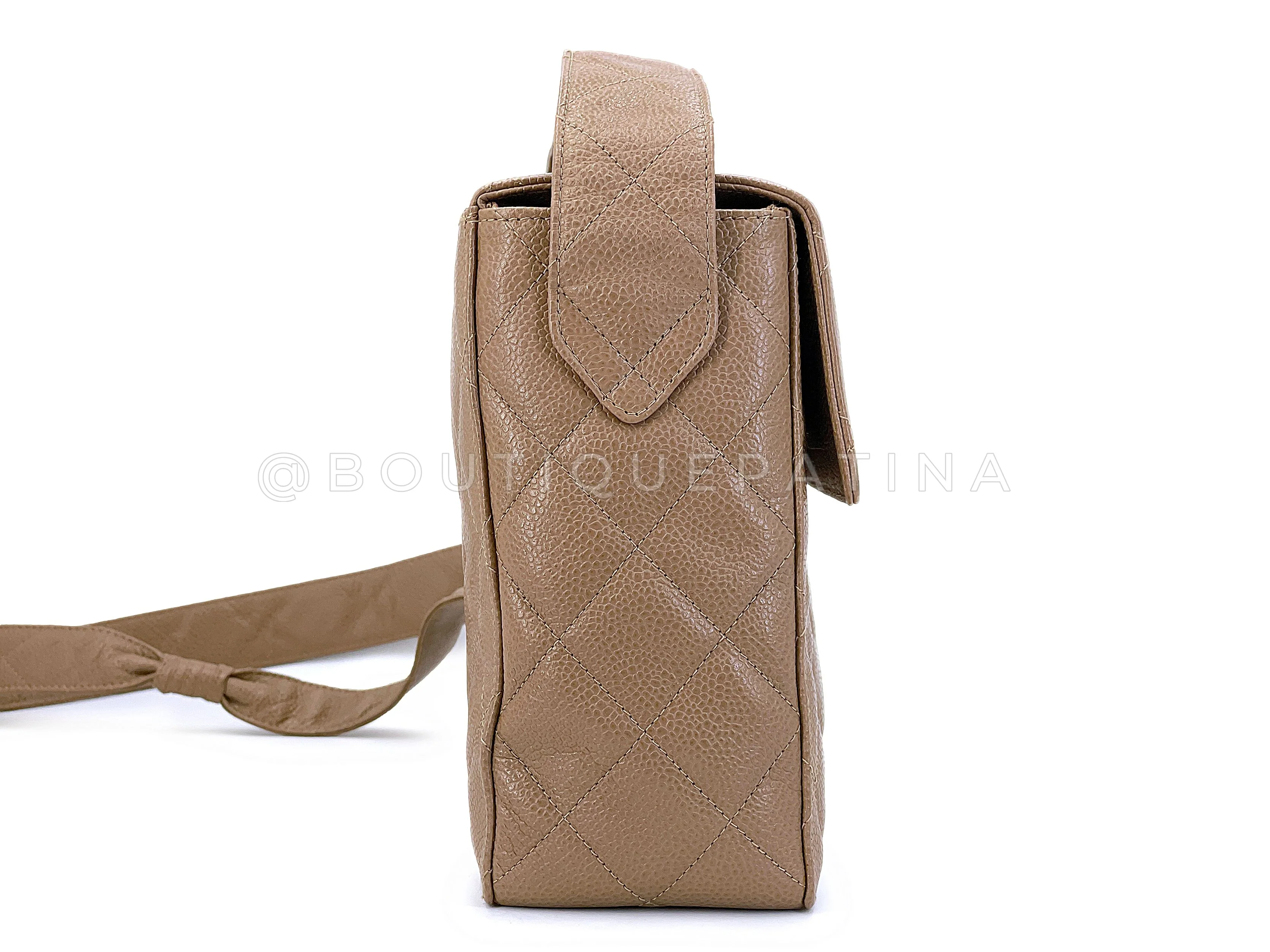 Rare Chanel 1996 Taupe Beige Caviar Quilted Box Camera Bag 24k GHW - Image 4