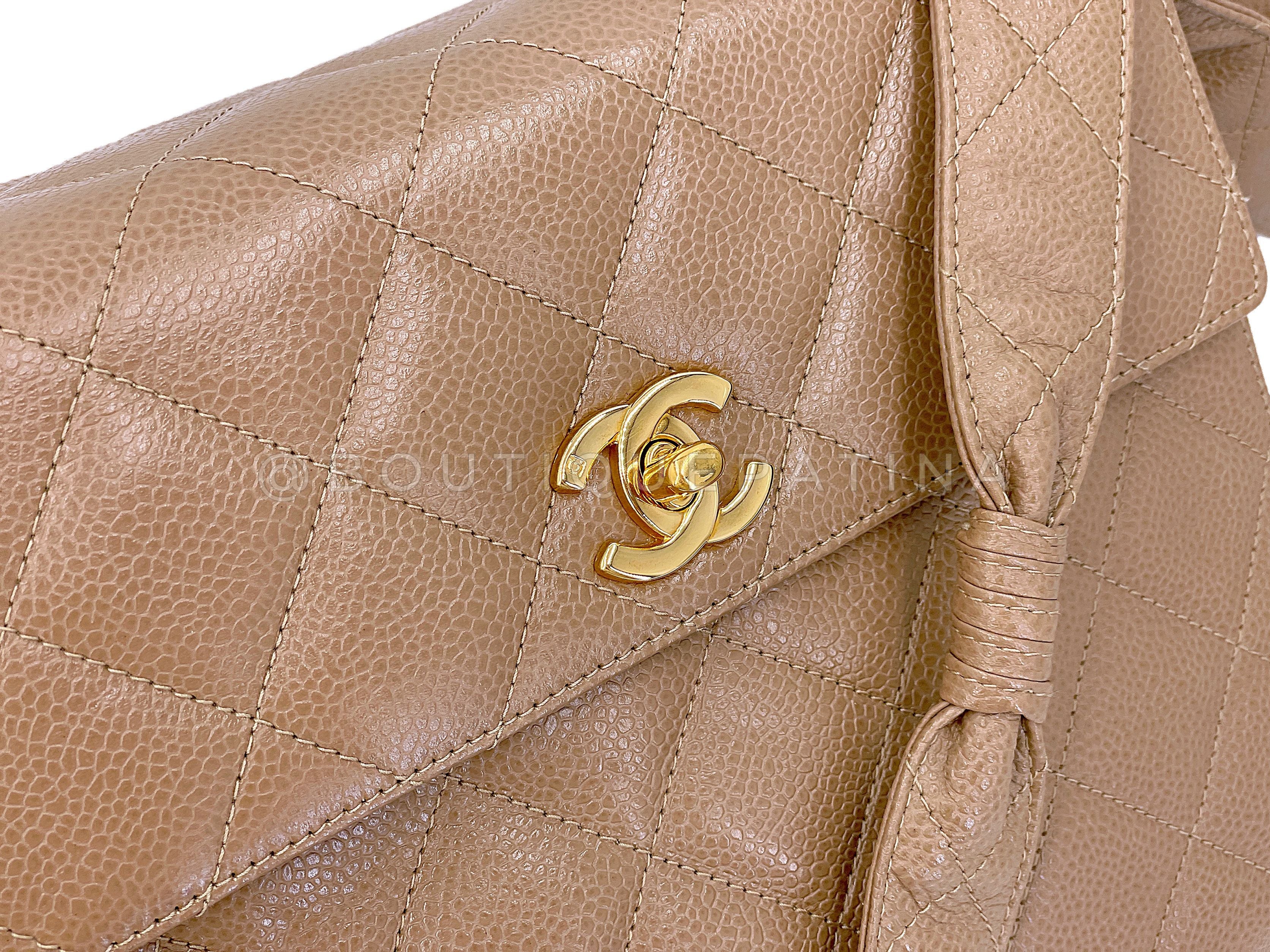 Rare Chanel 1996 Taupe Beige Caviar Quilted Box Camera Bag 24k GHW - Image 8
