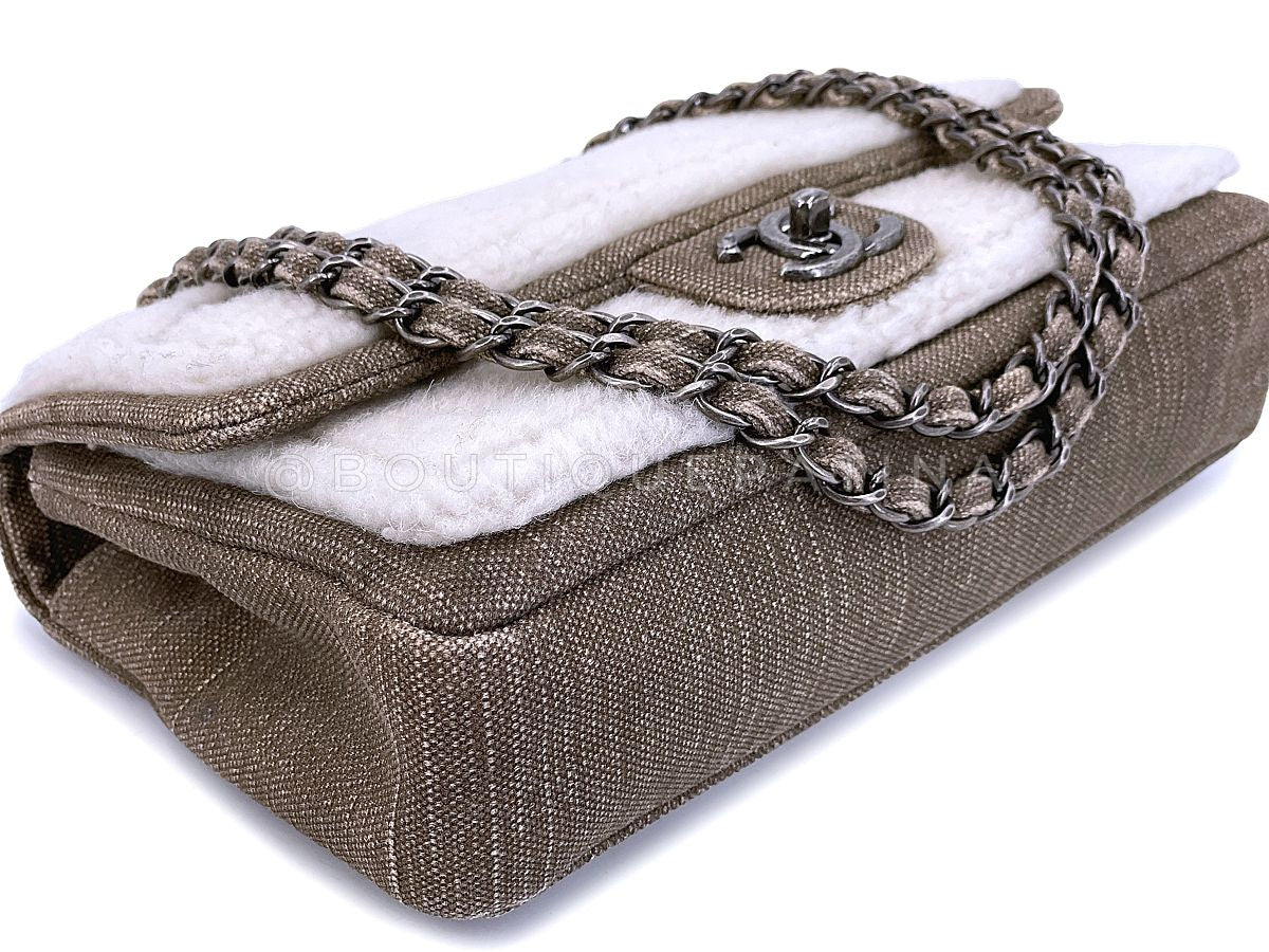 Chanel 2014 Paris Dallas Métiers d'Art Ivory Shearling Medium Flap Bag w Star - Image 7
