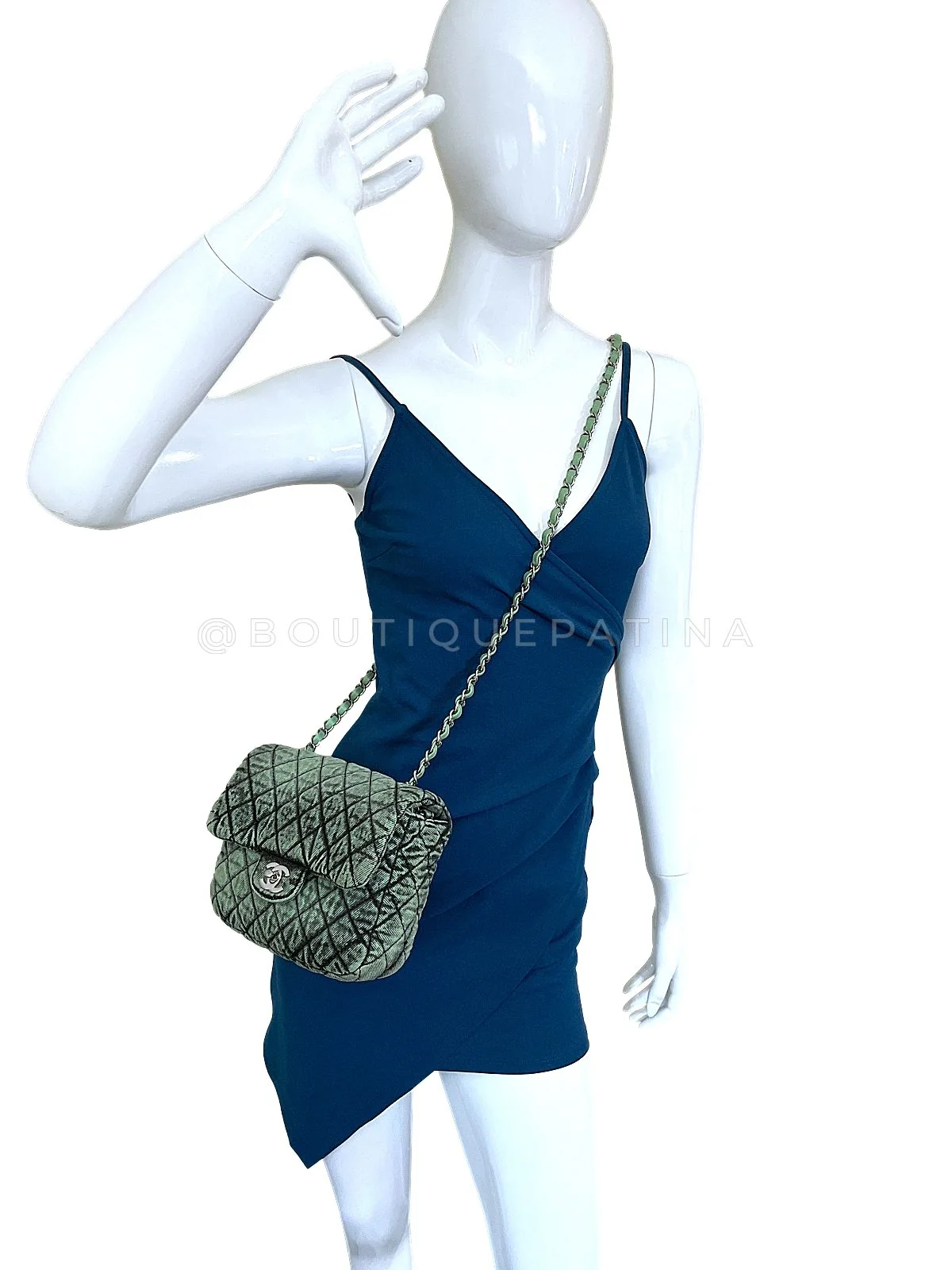 Chanel 2019 Denimpressions Green Washed Quilted Denim Crossbody Flap Bag RHW - Image 14