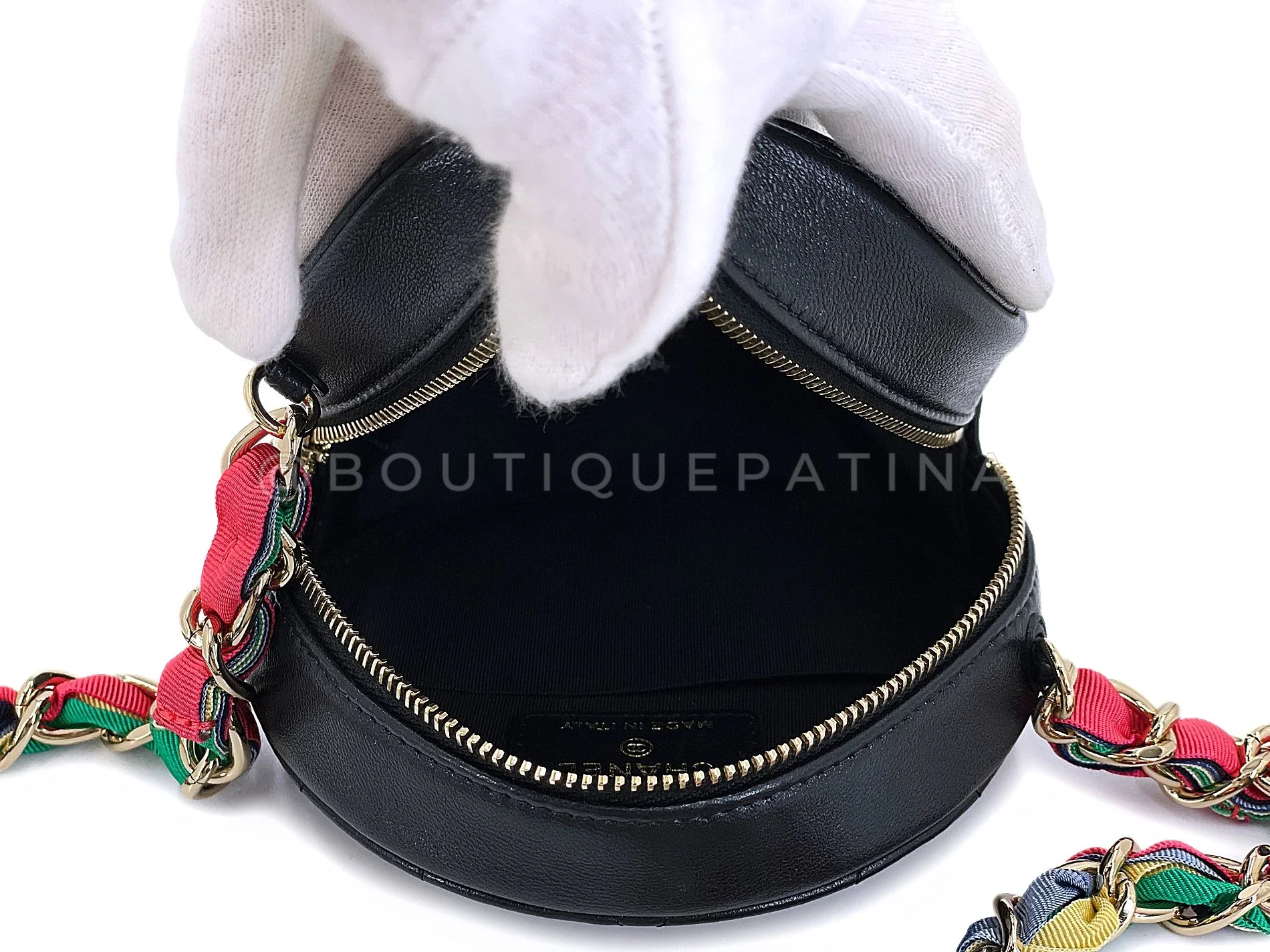 Chanel Black Ribbon Chain Infinity Round Crossbody Bag - Image 8