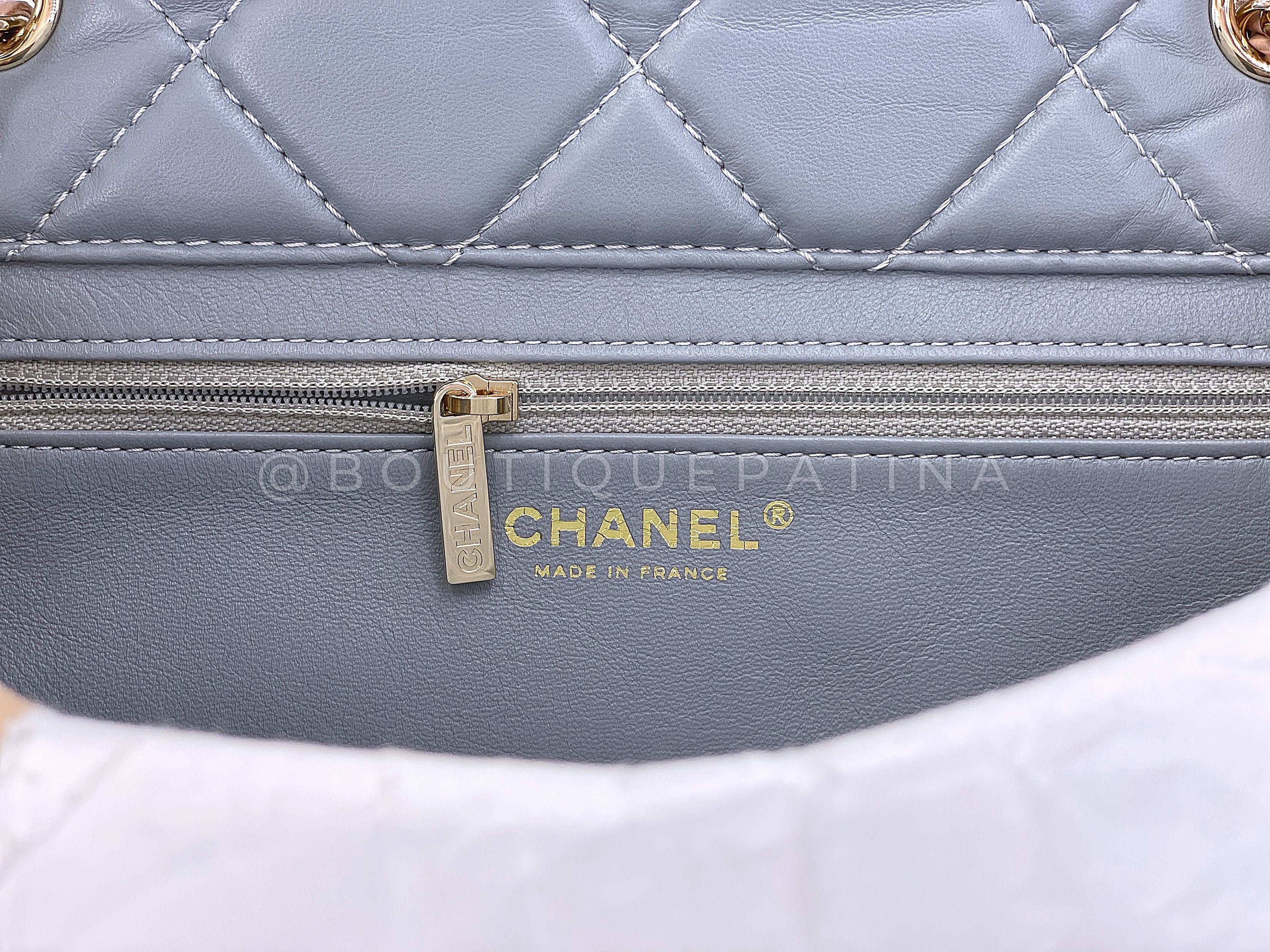 Chanel 2019 Pastel Shearling Medium Quilted Flap Bag GHW - Image 11