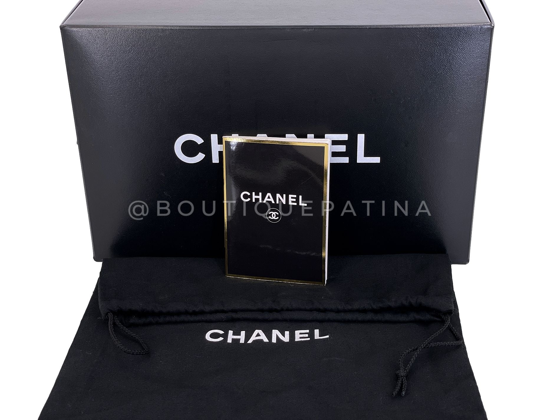 Chanel 1994 Vintage Black Caviar Small Diana Flap Bag 24k GHW 62T - Image 15