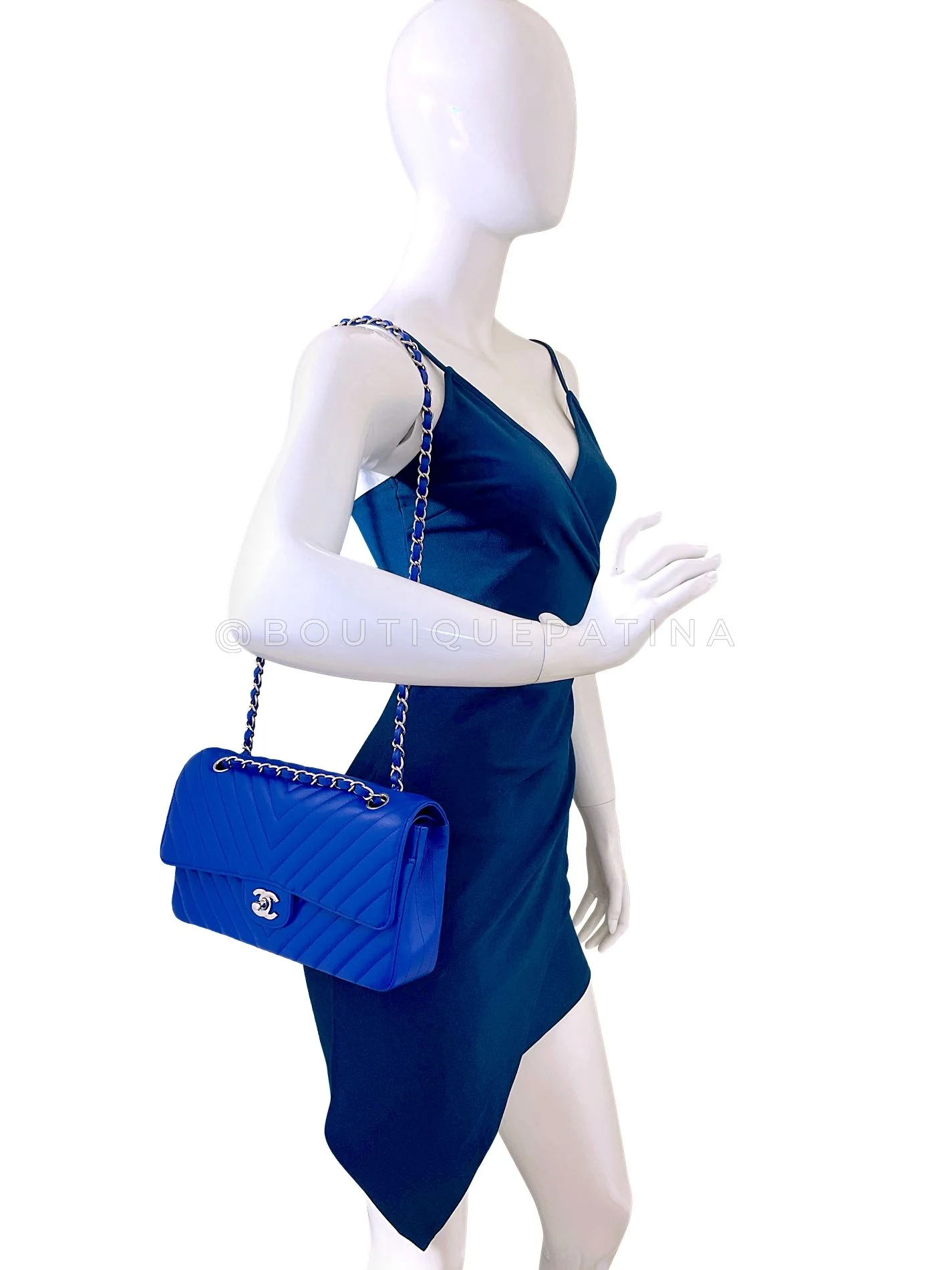 Chanel Blue Chevron Caviar Classic Double Flap Bag SHW E2L - Image 16