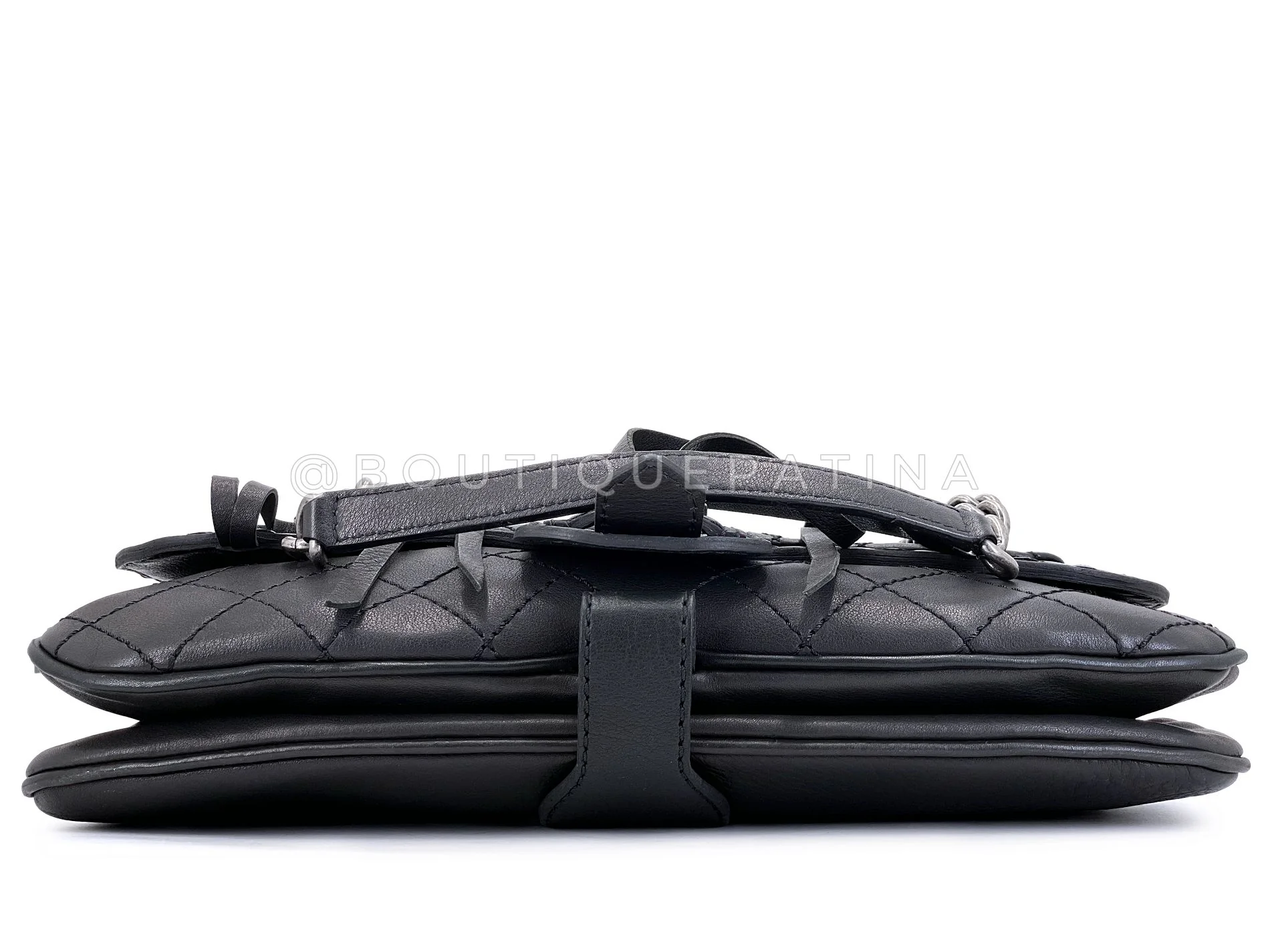 Chanel 14A Paris-Dallas Métiers d'Art Saddle Flap Bag Black RHW MBA - Image 6