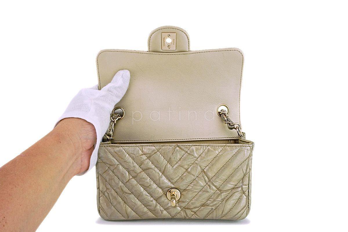Chanel 18S Gold Crumpled Calf Patent Chevron Rectangular Mini Classic Flap Bag GHW - Image 9