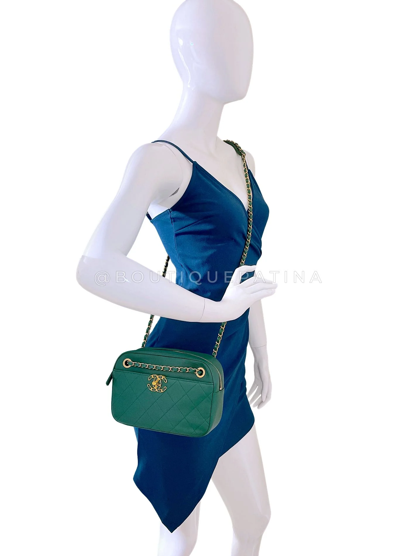 Chanel 19 Green Camera Case Bag GHW B13 - Image 15
