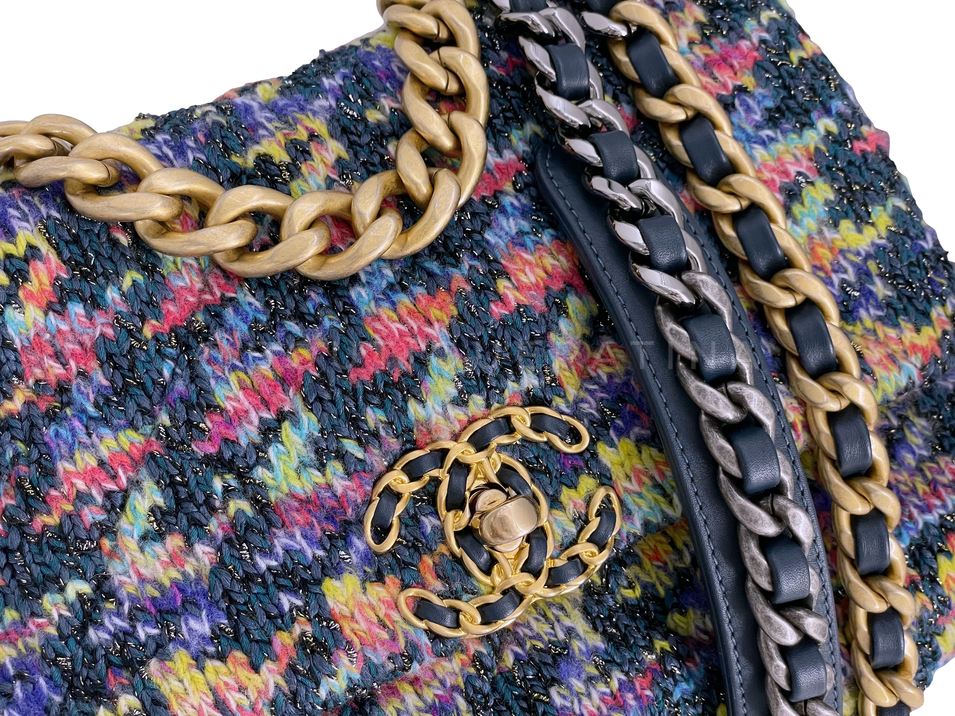 Chanel 19 Rainbow Houndstooth Tweed Wool Flap Bag Small - Image 8