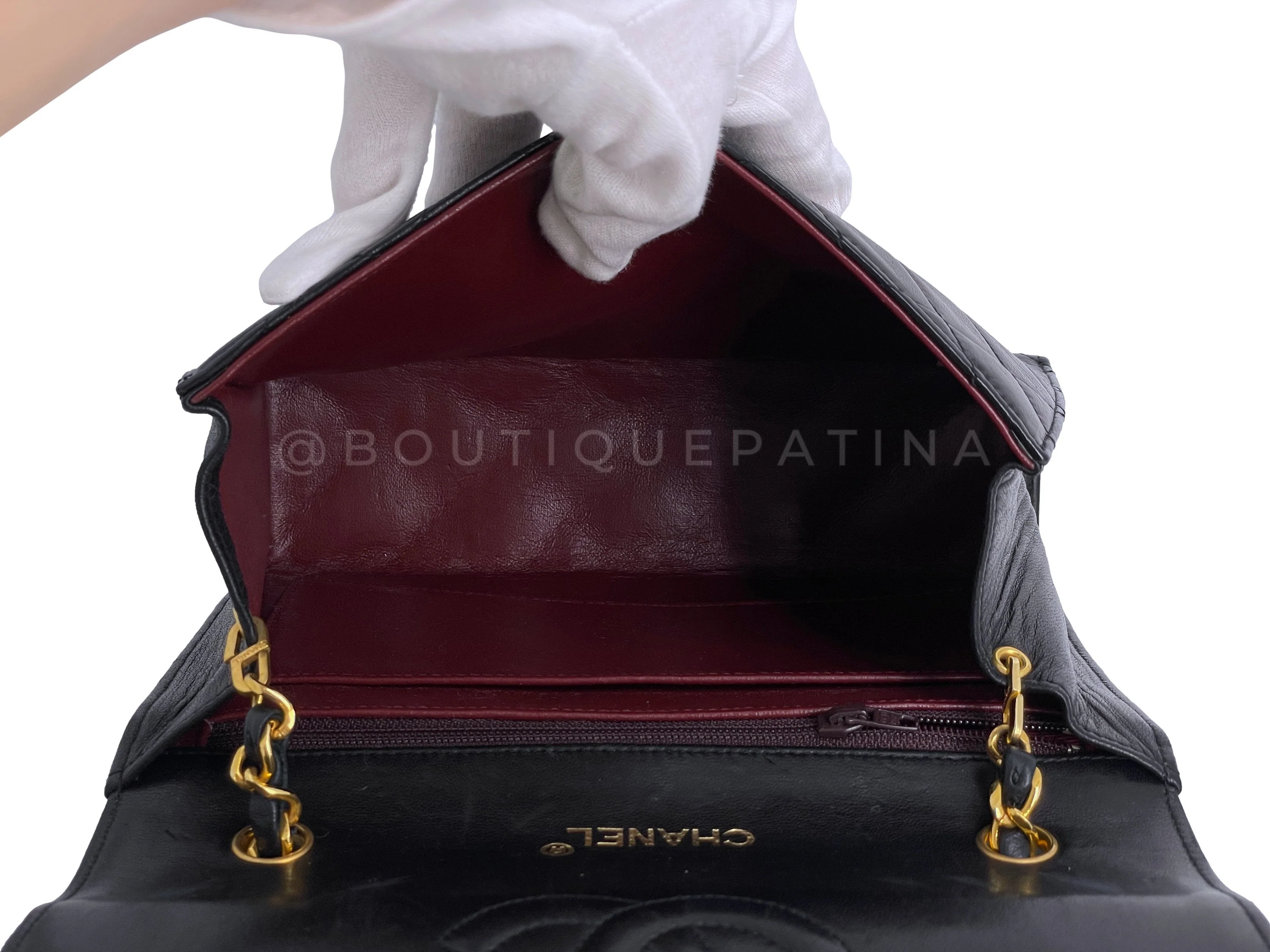 Chanel 1988 Vintage Black Giant CC Mini Envelope Flap Bag 24k GHW Lambskin - Image 10