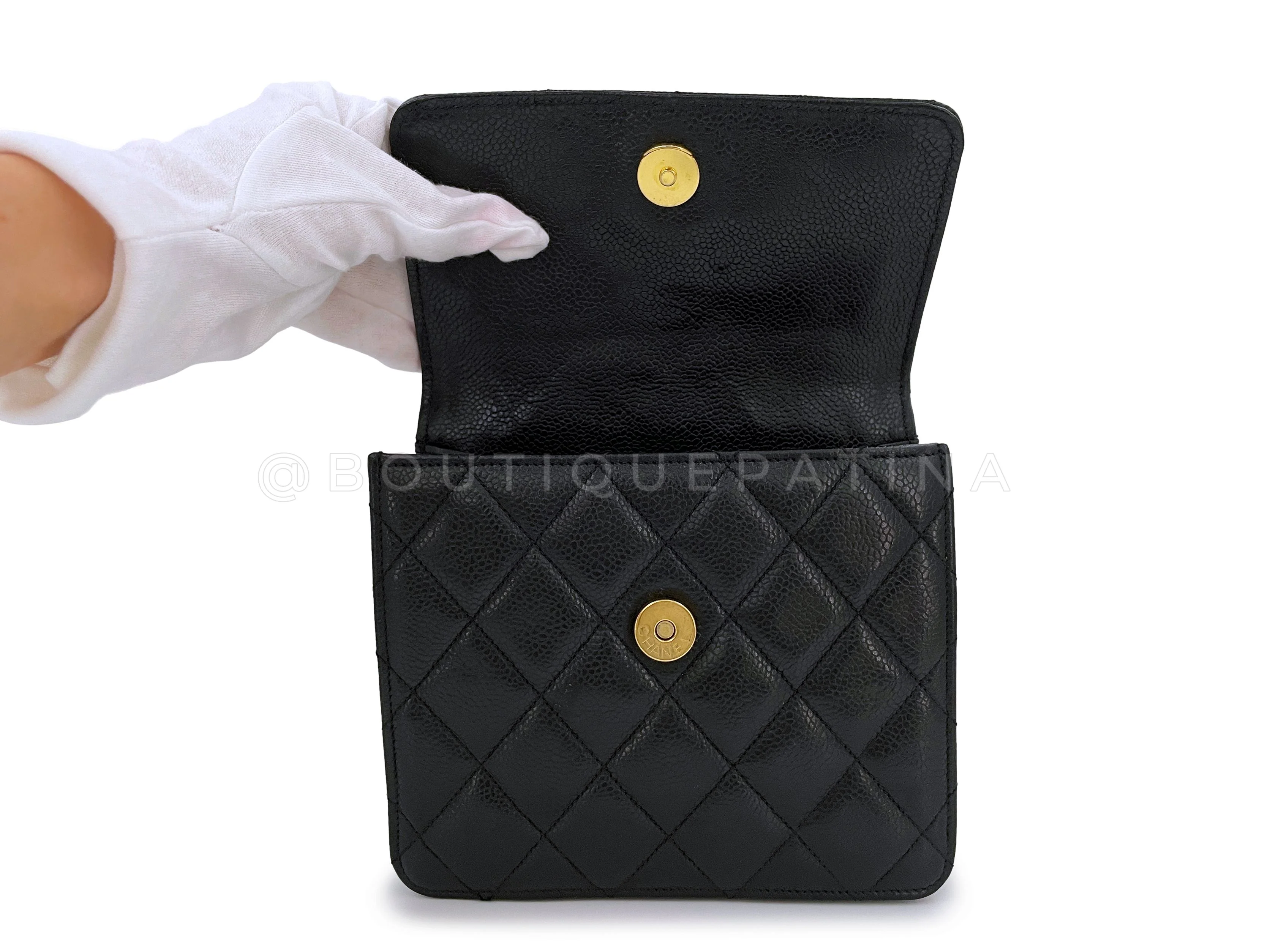 Chanel 1991 Vintage Black Caviar Encircled CC Mini Flap Bag 24k GHW - Image 10