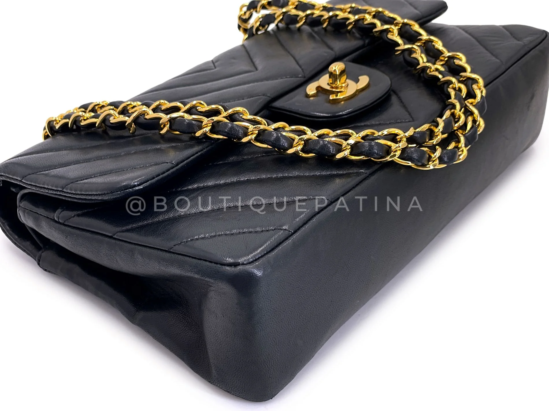 Chanel 1991 Vintage Black Chevron Medium Classic Double Flap Bag 24k GHW M6T - Image 7